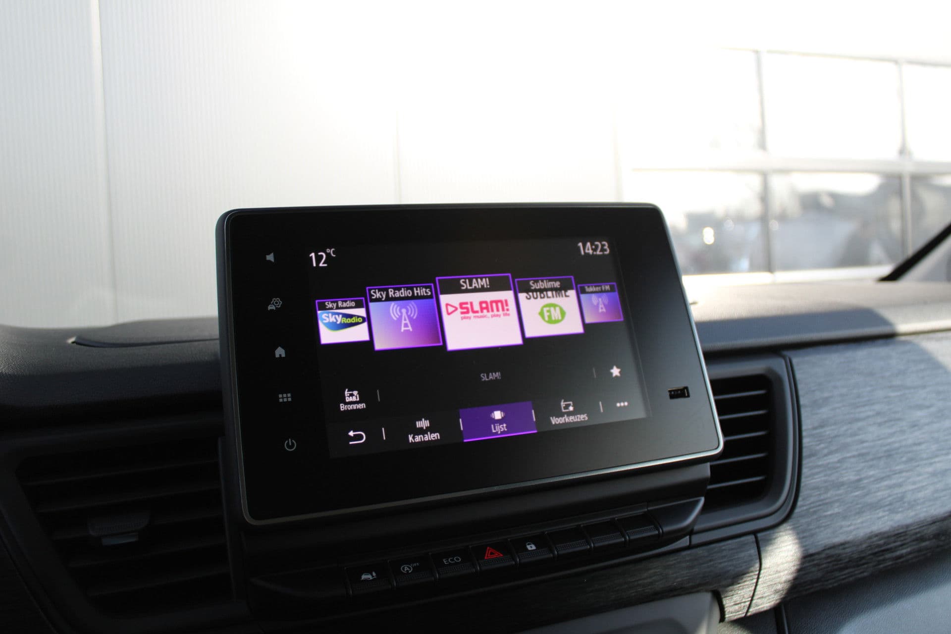 Renault Trafic 2.0 Blue dCi 130pk T29 L2H1 Advance Dubbele Cabine - Carplay - Android - 2x Schuifdeur - Passagiersstoel - Camera - LED - Rijklaar thumbnail 24