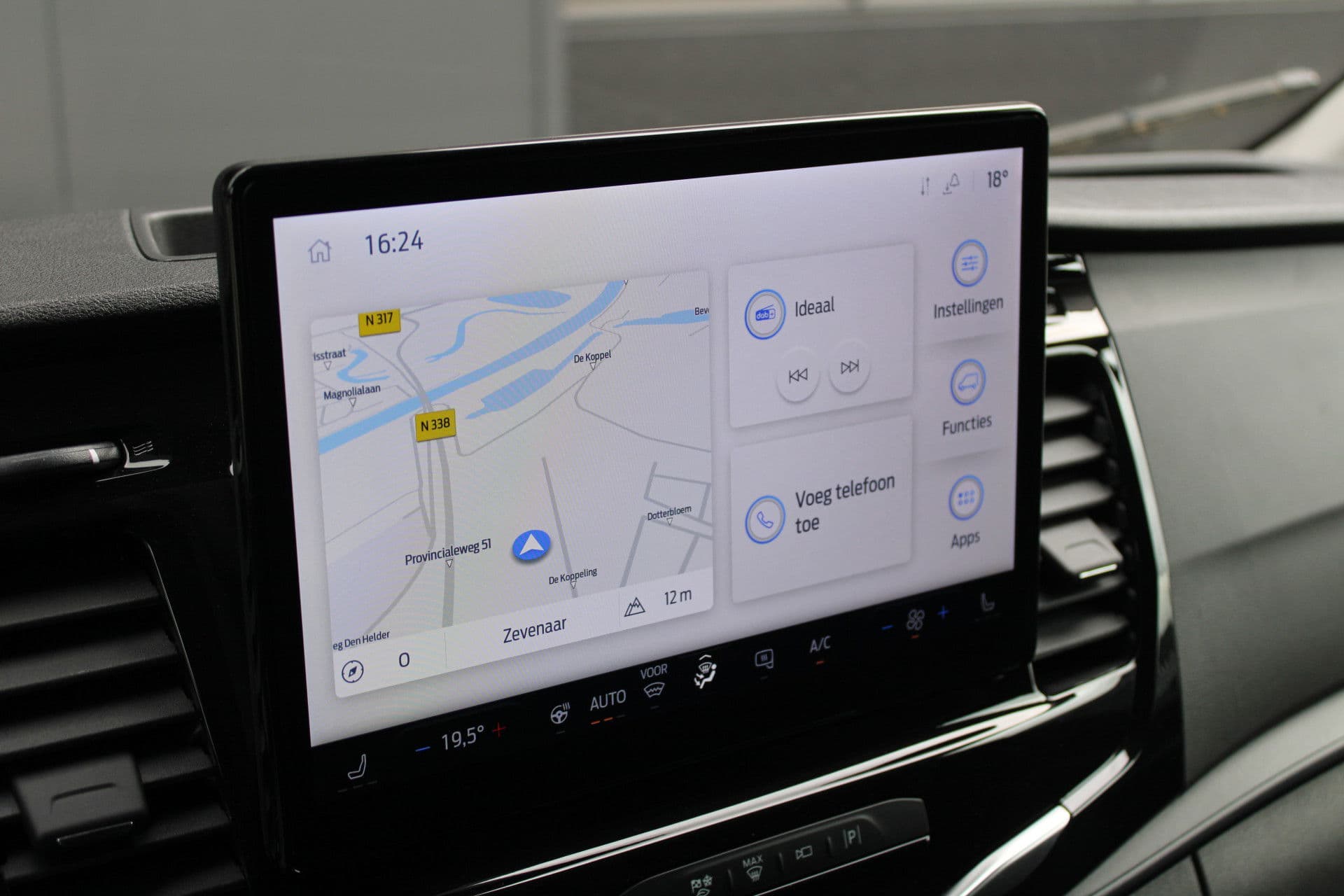 Ford Transit 350 2.0 TDCI L3H2 Limited 165pk - LUCHTVERING - ACC - Blind Spot - 360 camera - Navigatie - Stoel-Stuurverwarming - Trekhaak - Rijklaar thumbnail 17