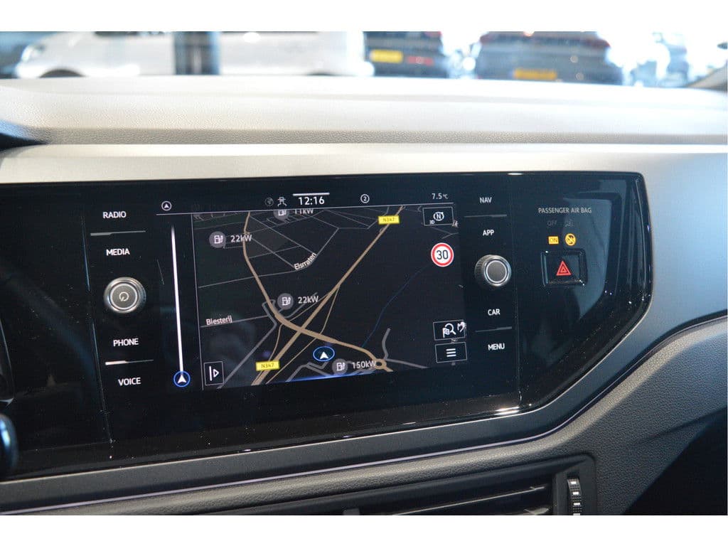 Volkswagen Polo 1.0 TSI 2X R-LINE navi clima camera led pdc 95 pk !! thumbnail 20