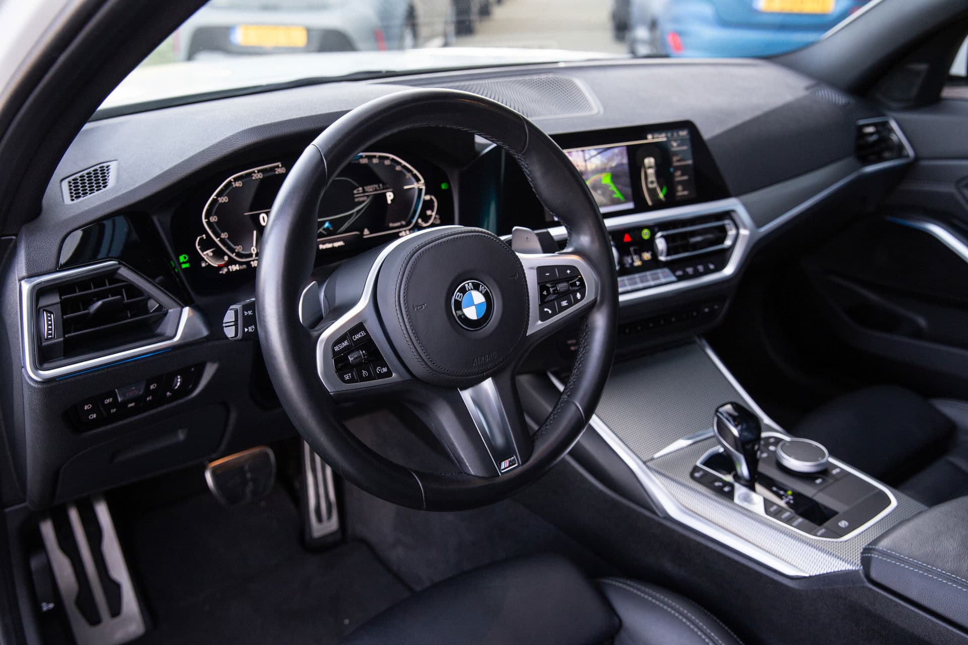 BMW 3-serie 320e Business Edition Plus , Panoramadak, Leer, Carplay, thumbnail 5