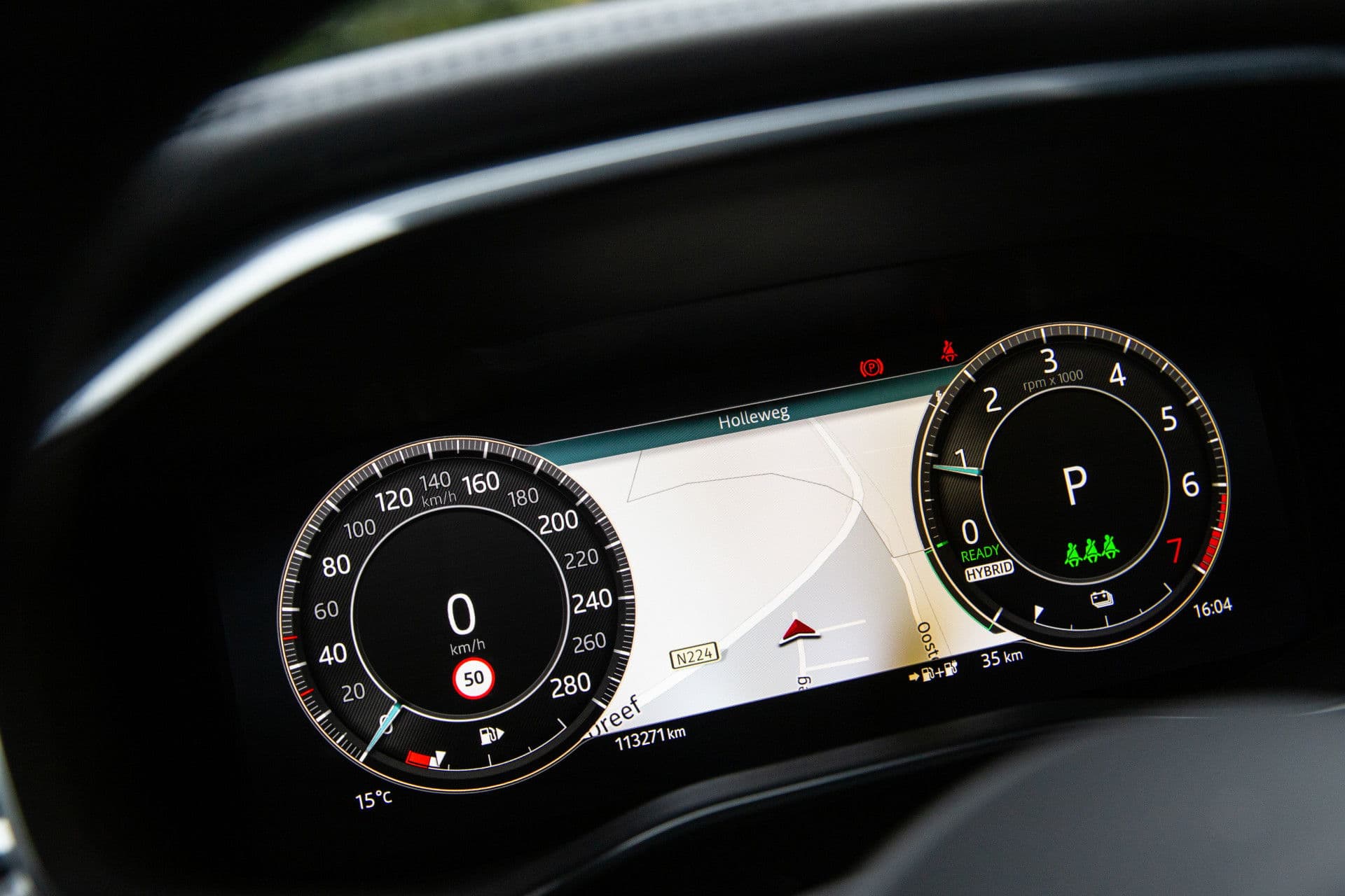 Jaguar F-Pace 2.0 P400e PHEV R-Dynamic SE , Panoramadak, Meridian, Head-up Display thumbnail 4