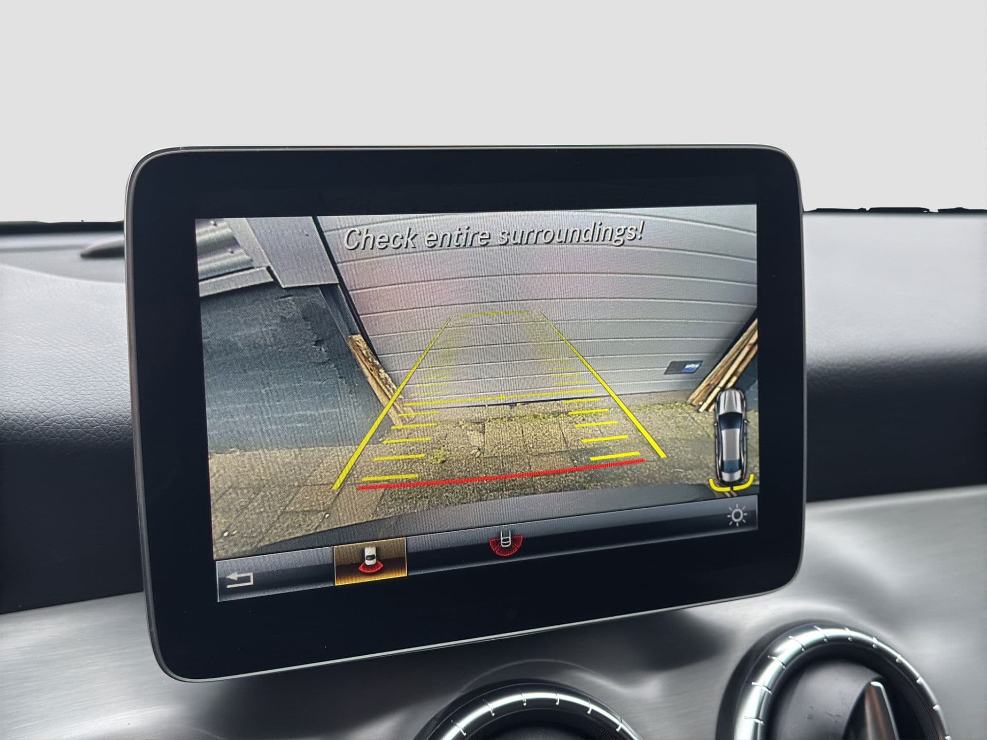 Mercedes-Benz CLA-Klasse 180 AMG | Pano | Carplay | Camera | Stoelverw thumbnail 17