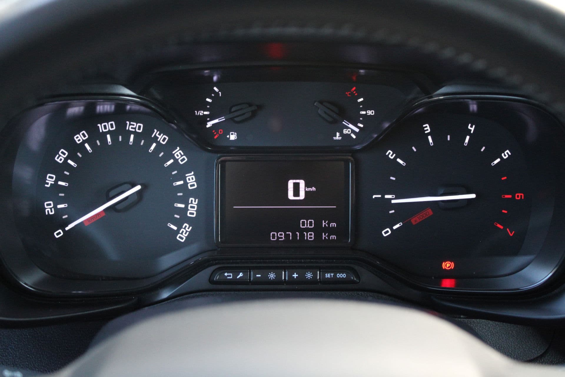 Citroën Berlingo 1.5 BlueHDI Club 102pk - Cruise - Airco - PDC - Carplay - Navi - Rijklaar thumbnail 20