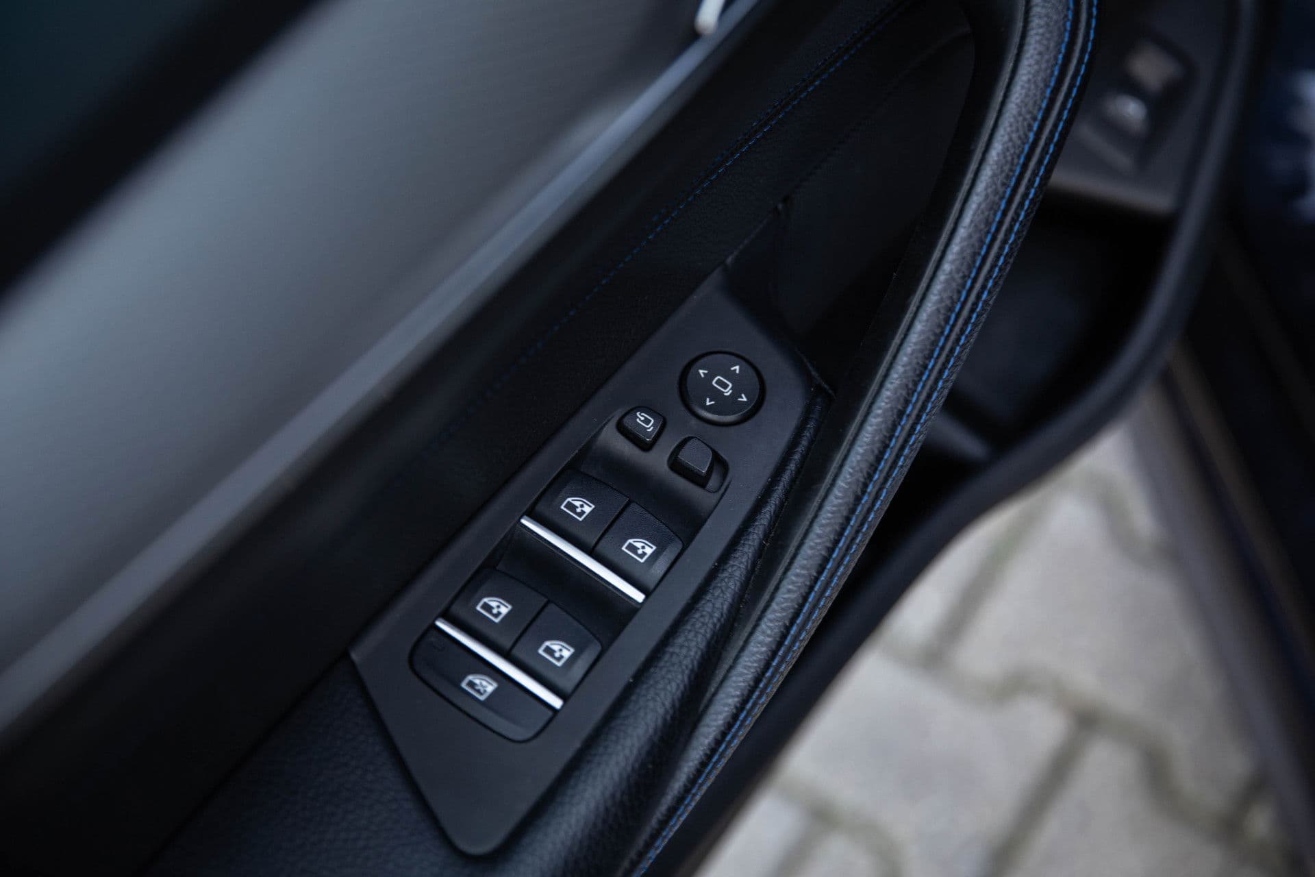 BMW 5 Serie Touring 520d Executive, , M-sport, Trekhaak, Navigatie, BMW Display Key, Origineel Nederlands thumbnail 29