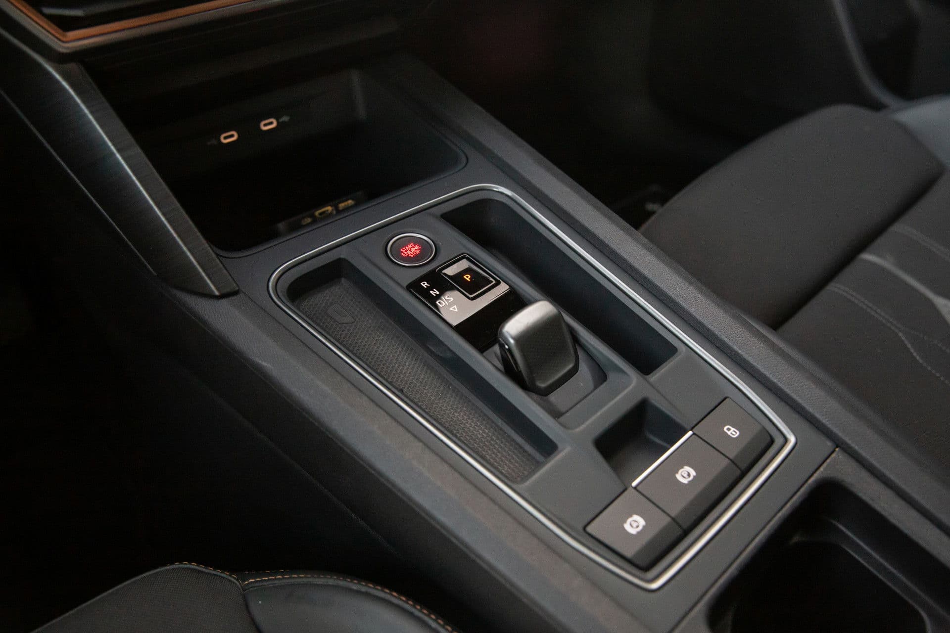 CUPRA Formentor 1.5 TSI Business Edition , Adap. cruise, Achteruitrijcamera, Sfeerverlichting, thumbnail 6