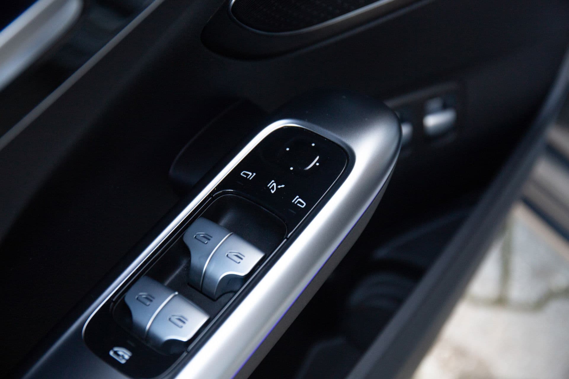 Mercedes-Benz C-Klasse Estate 300 e AMG Line , Panoramadak, Sfeerverlichting, 3D-camera, HUD thumbnail 26