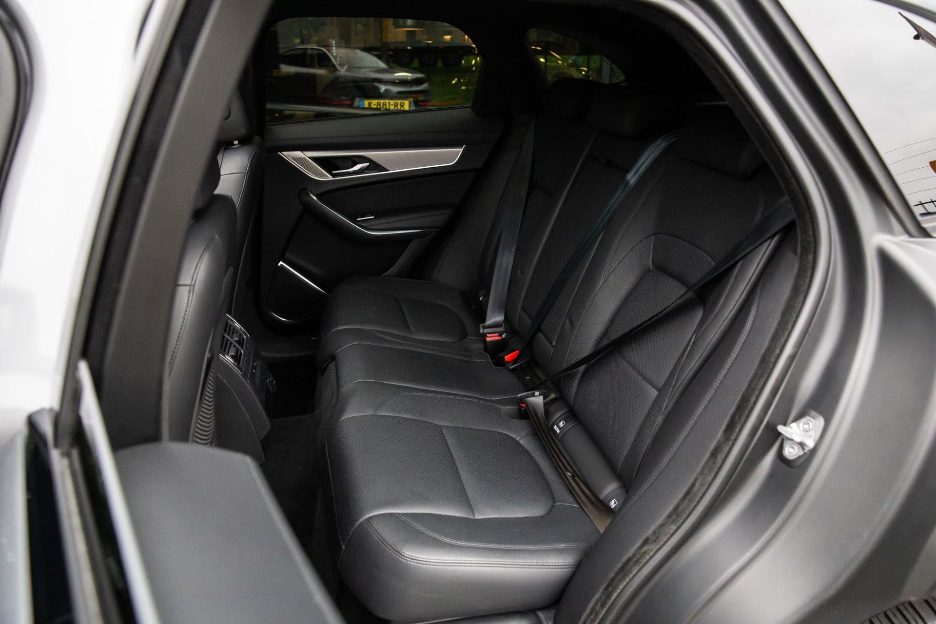 Jaguar F-Pace 2.0 P400e PHEV R-Dynamic SE , Panoramadak, Meridian, Head-up Display thumbnail 9