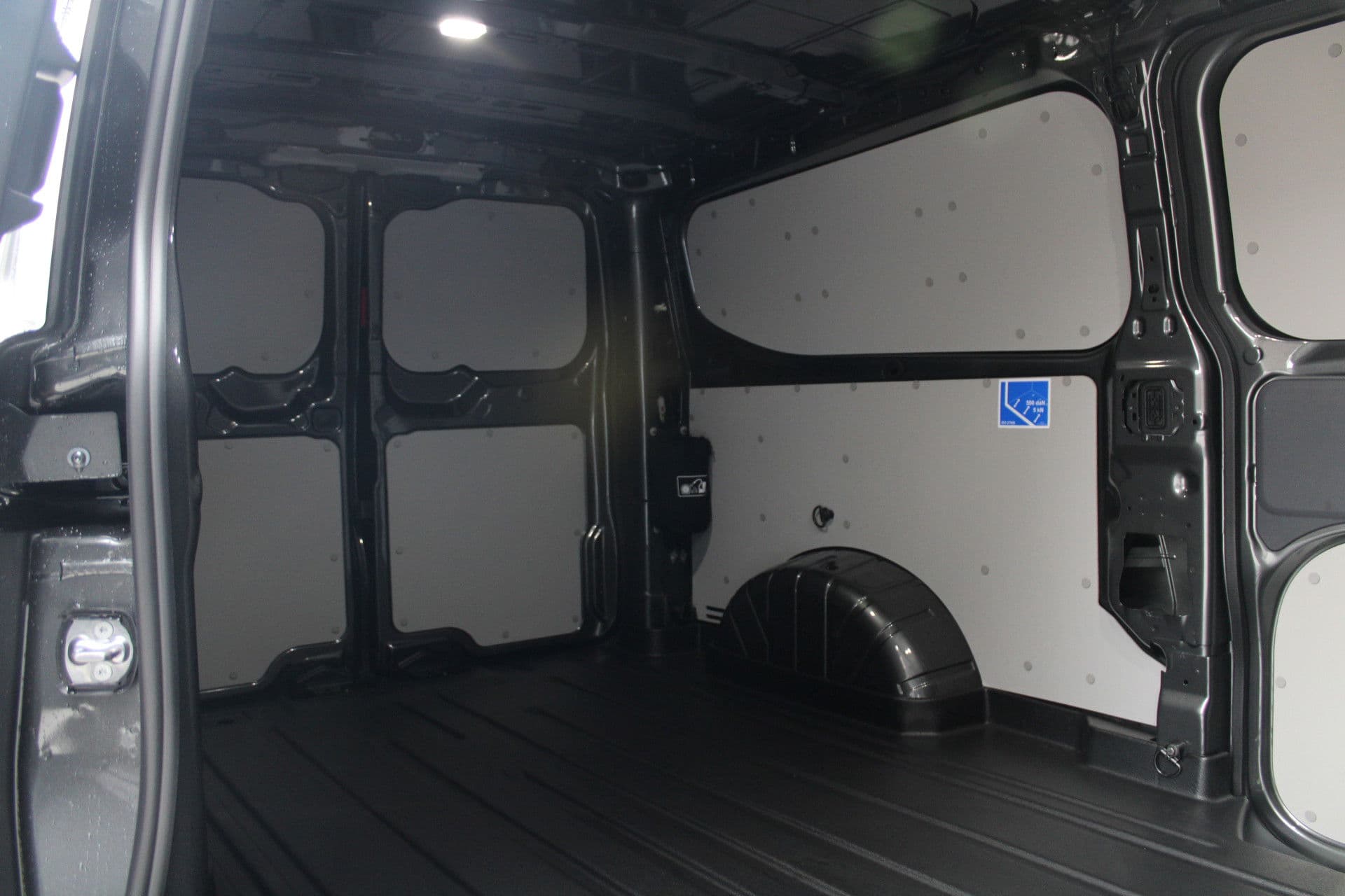 Ford E-Transit Custom 340 L2H1 Limited 65 kWh 218pk - 2x Schuif - LED - 360 Camera - B&O - ACC - Navi - Stoel/Stuurverwarming - Rijklaar thumbnail 12