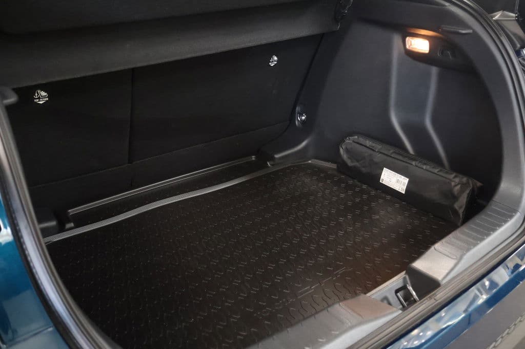 Toyota C-HR 1.8 Hybrid 140 Dynamic | Elektrische achterklep | Winter Pack thumbnail 24