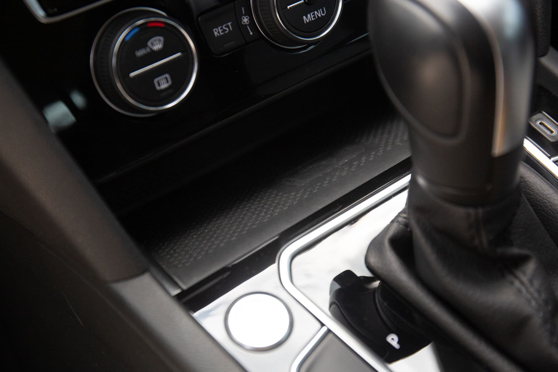 Volkswagen Passat Variant 1.5 TSI Comfort Business , Adaptive cruise, Carplay, Keyless entry, thumbnail 18