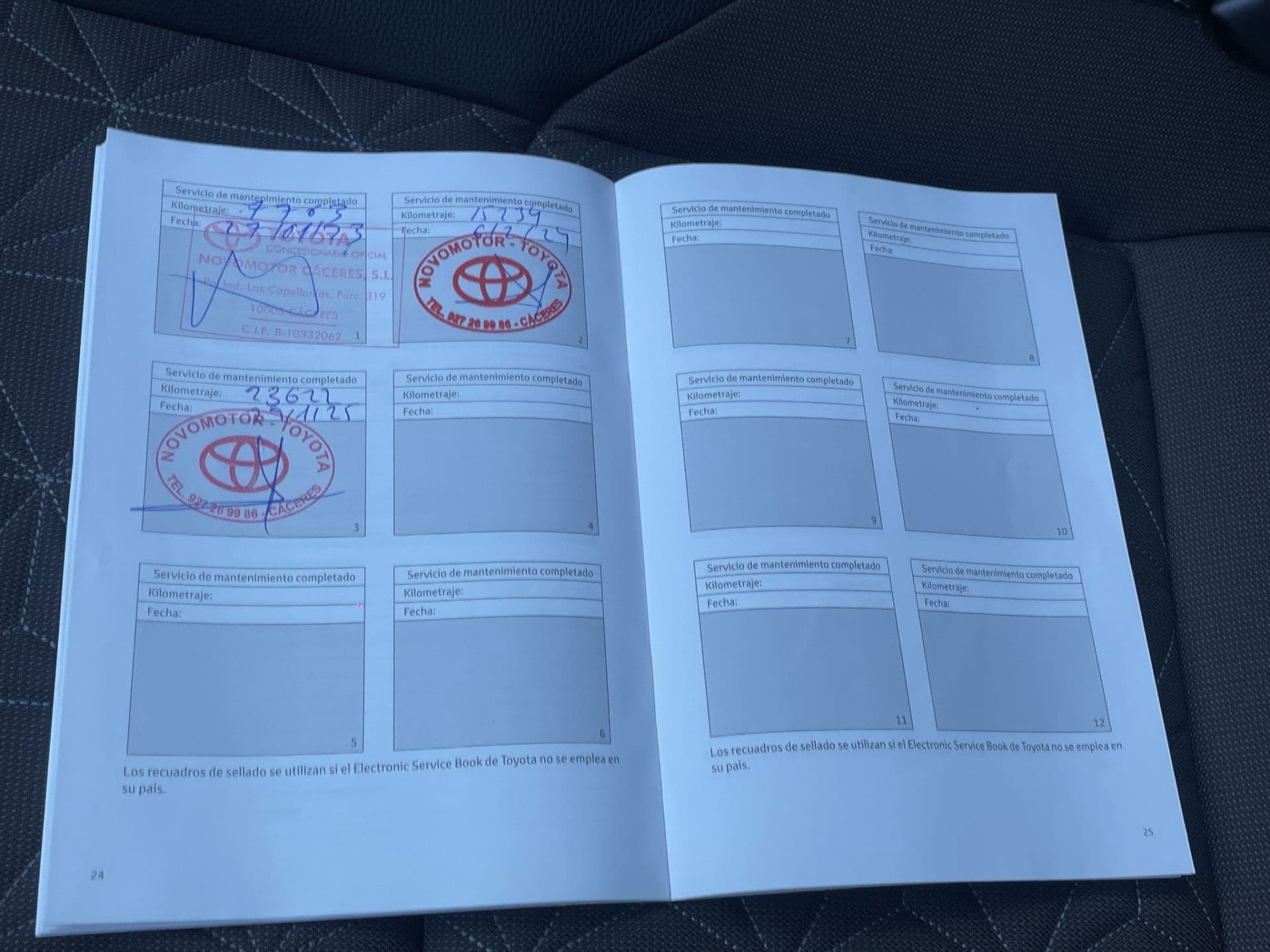 Toyota Yaris Cross 1.5 Hybrid Business Plus Dodehoek | Camera | Carplay | Halfleder thumbnail 28