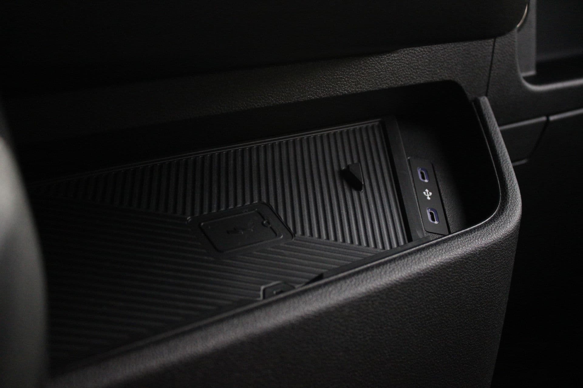 Renault Master T35 2.0 dCi 170pk L2H2 Extra - Navigatie - Camera - 270 gr deuren - Parkeersensoren - Draadloos laden - Rijklaar thumbnail 33