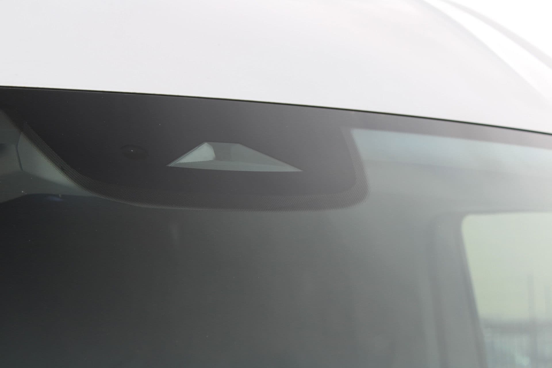 Volkswagen Crafter 30 2.0 TDI L3H3 140pk - Navigatie - DAB - Geveerde Stoel - Camera - Carplay - Rijklaar thumbnail 42