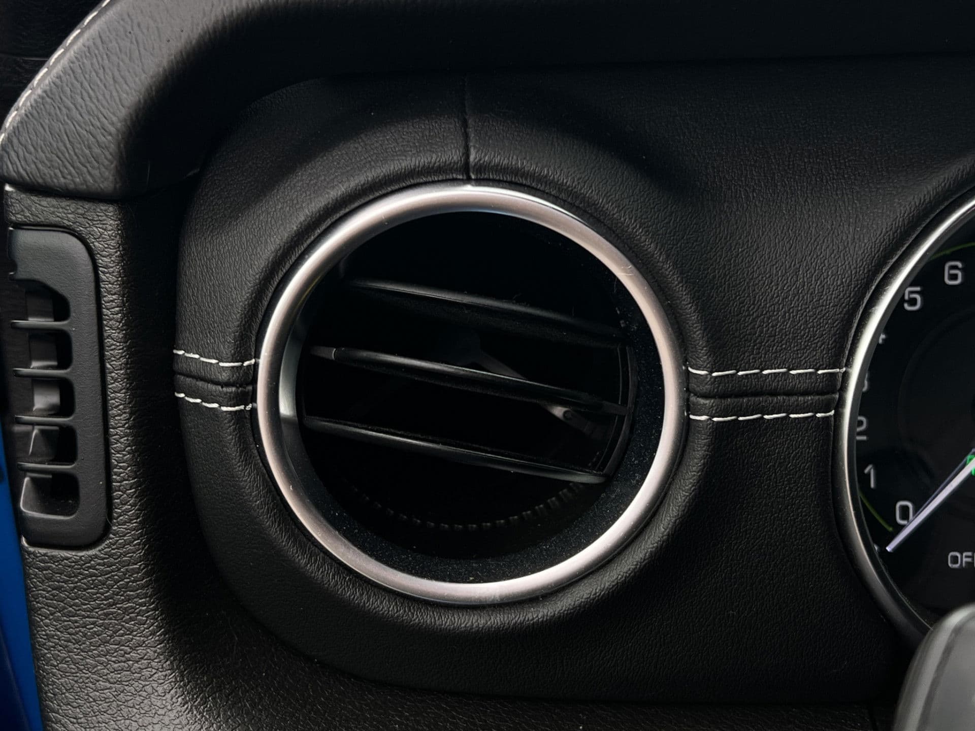 Jeep Wrangler Unlimited 4xe 380 Sahara | Camera | Alpine | LED bar | Stuur verwarming | thumbnail 34