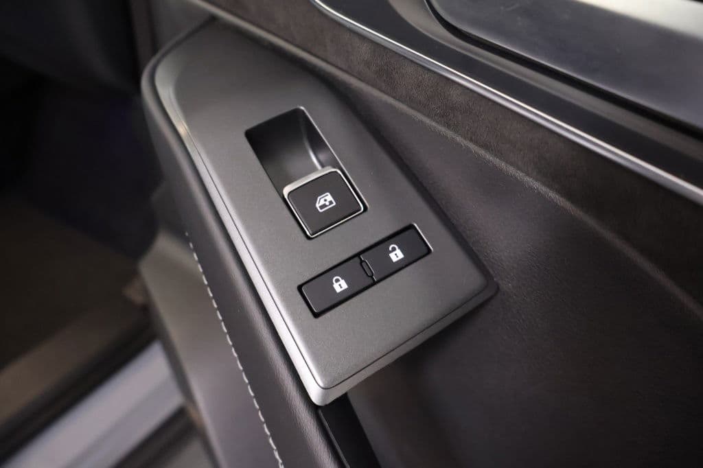 Nissan QASHQAI 1.3 MHEV X Tekna + | Pano | HUD thumbnail 16