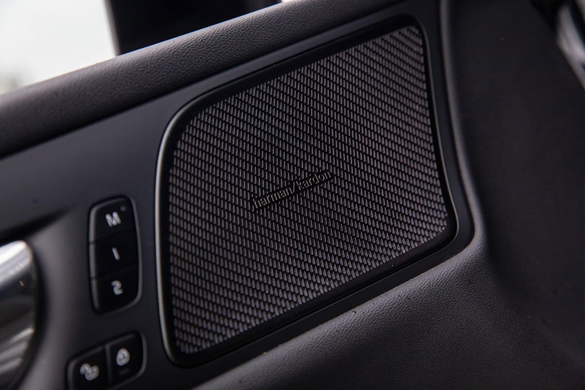 Volvo V60 2.0 T8 AWD Polestar Engineered , NL-Auto, Panoramadak, 360-camera, Harman&Kardon, HUD thumbnail 24