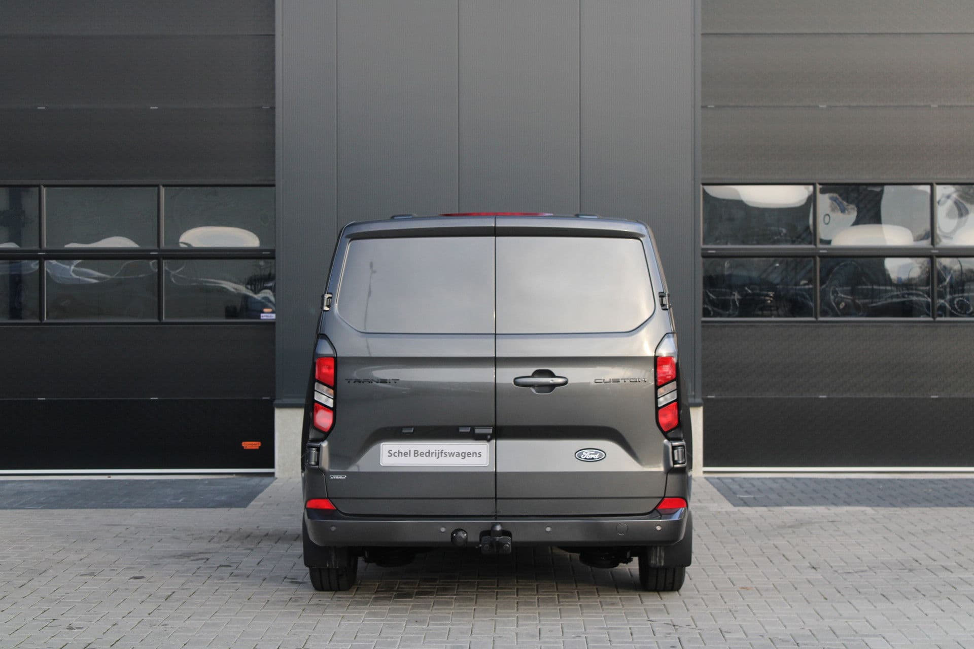 Ford Transit Custom 320 2.5 PHEV L2H1 Limited 232pk - 2x Schuifdeur - Trekhaak - Stoel/Stuurverwarming - ACC - Blindspot - Keyless - Rijklaar thumbnail 7