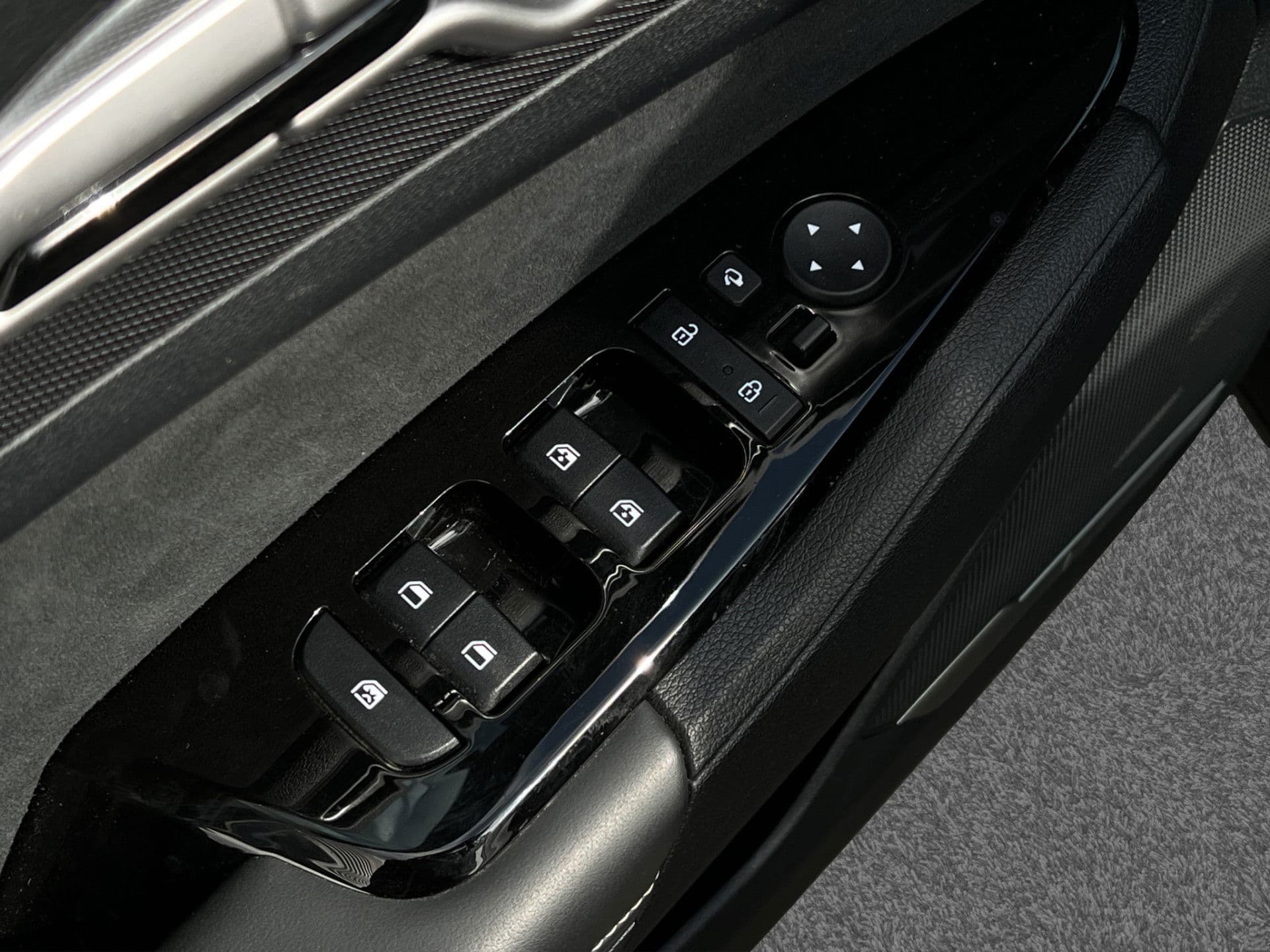 Kia Sportage 1.6 PHEV AWD GT-PlusLine | Pano | 360* | Stoelverkoeling | Dodehoek | thumbnail 13