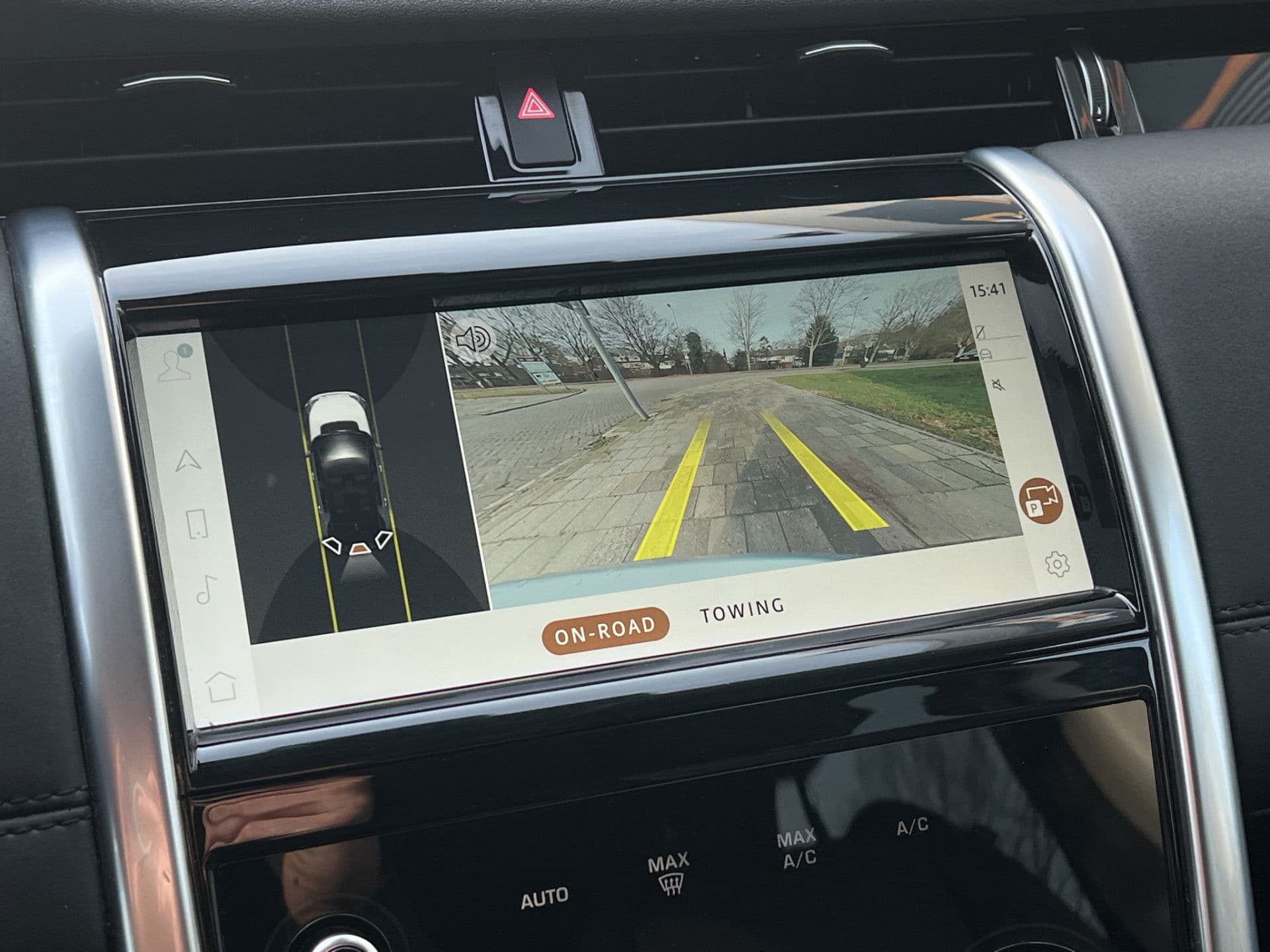 Land Rover Discovery Sport P300e 1.5 R-Dynamic SE | Virtual Dash | Leder | Memory | Elek achterklep | Dodeh | thumbnail 3