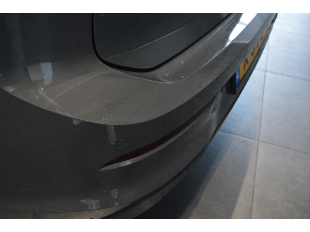 Volkswagen Golf 1.0 eTSI Life navi clima cruise led pdc !! thumbnail 8