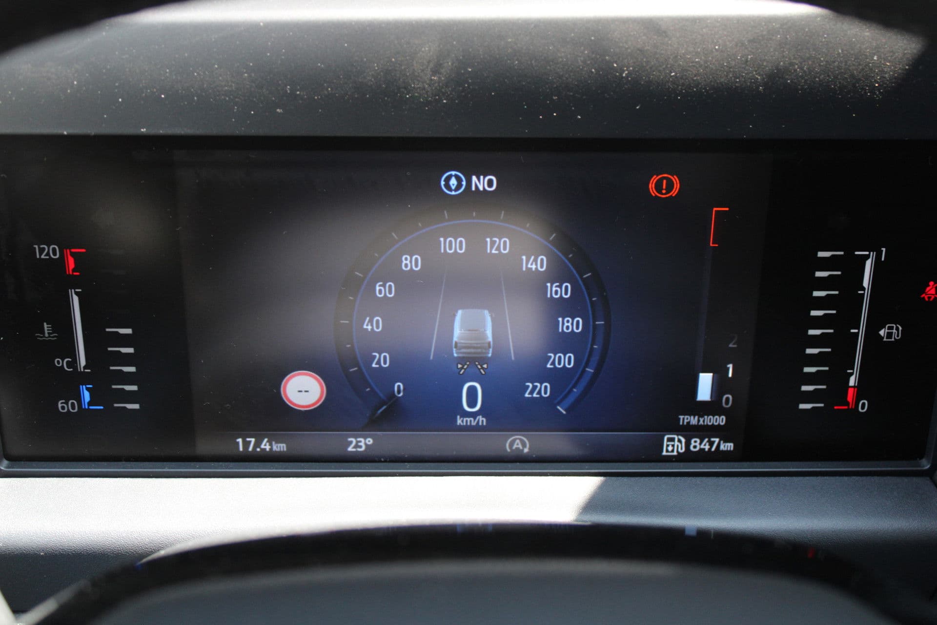 Ford Transit Custom 320 2.0 TDCI L2H1 Trend DC 136pk - Carplay - Android - Camera - Trekhaak - LED koplampen - Stoelverwarming - Draadloos laden - Rijklaar thumbnail 18