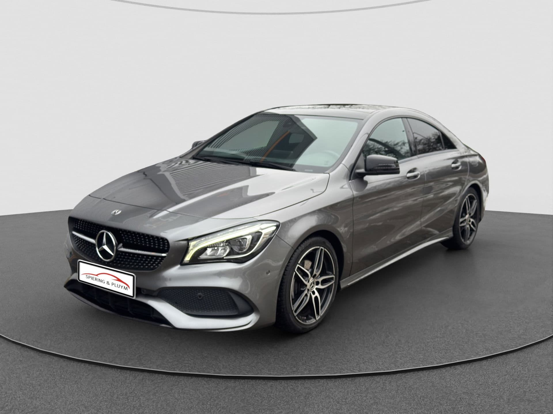 Mercedes-Benz CLA-Klasse 180 AMG | Pano | Carplay | Camera | Stoelverw thumbnail 7