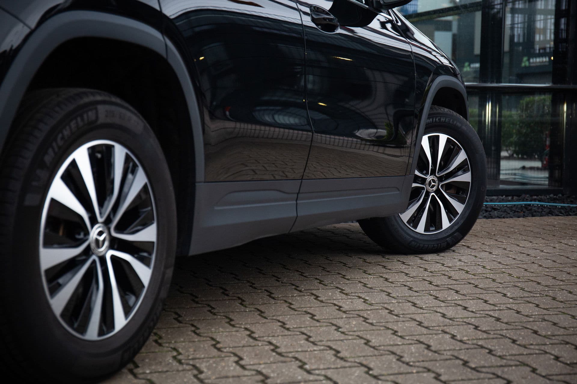 Mercedes-Benz GLA 250 e Business Solution AMG Limited , Trekhaak, Camera, Stoelverwarming, Cruise control thumbnail 4