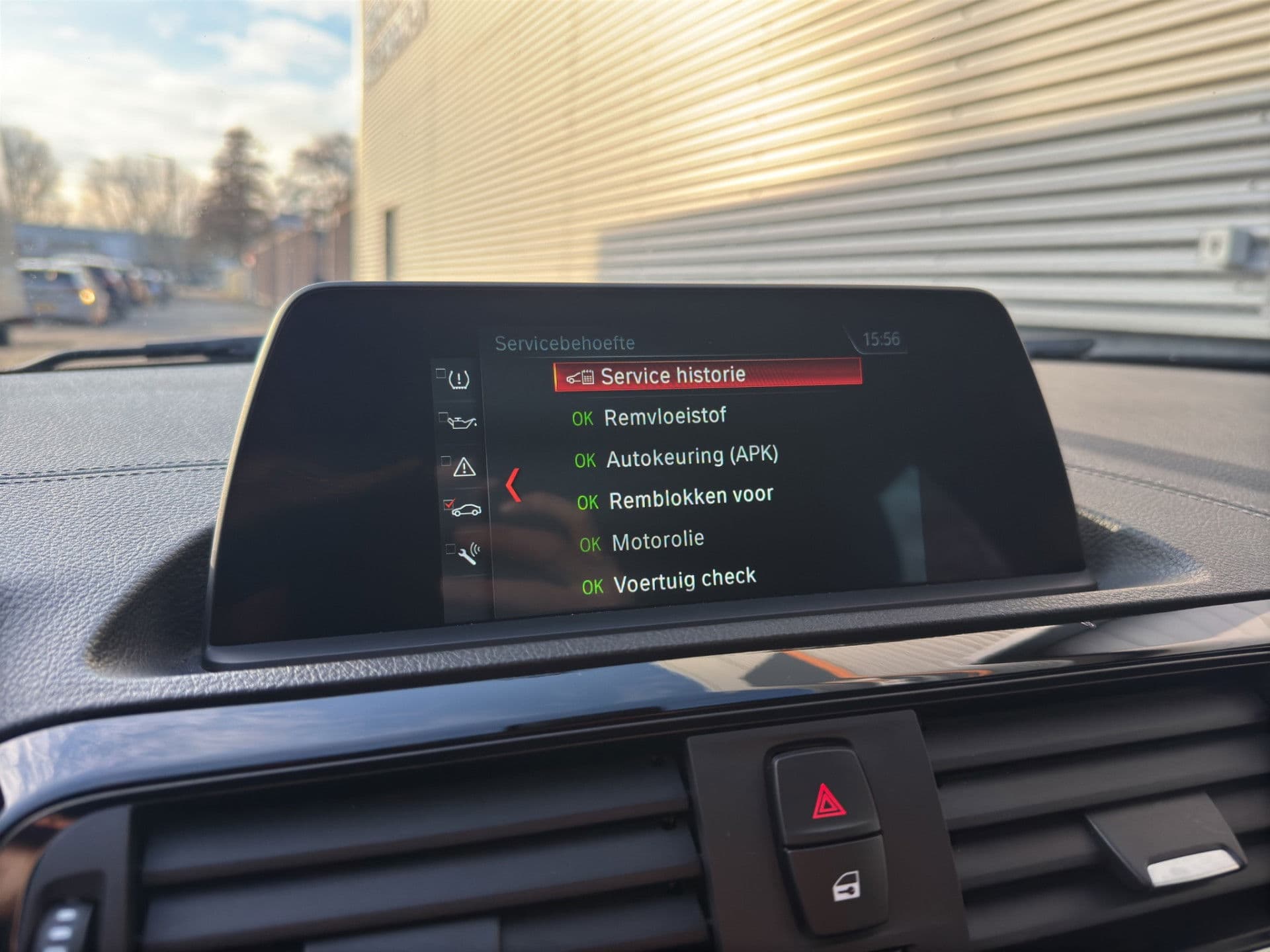 BMW 1-serie 118i Corporate Lease Executive | NL Auto | PDC | Automaat thumbnail 18