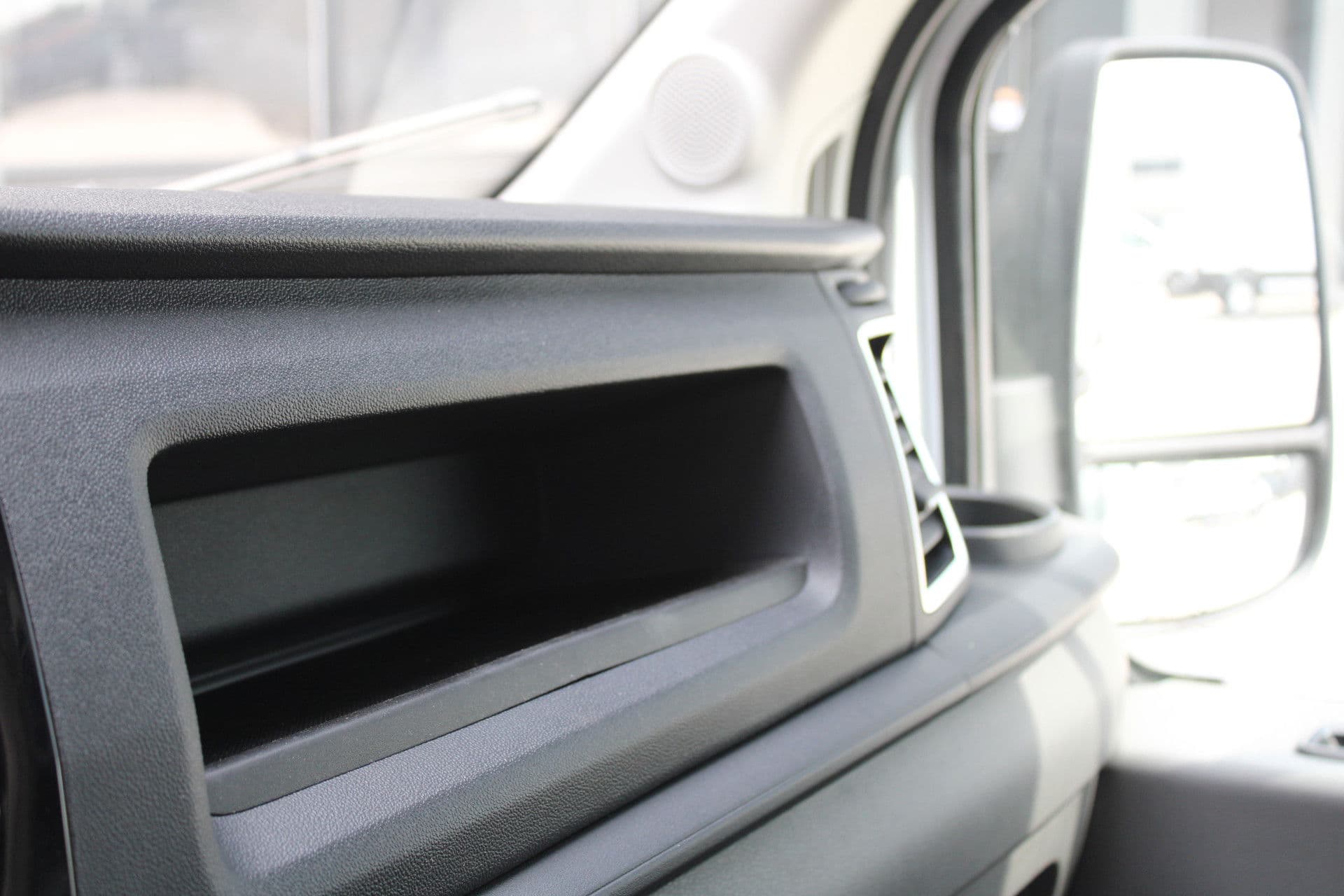 Ford Transit 350 2.0 TDCI L3H2 Trend 165pk - Facelift - 2x Schuifdeur - 360 Camera - Trekhaak - ACC - Stoel & Stoelverwarming - Blind Spot - Navi - 270gr deuren - Rijklaar thumbnail 38