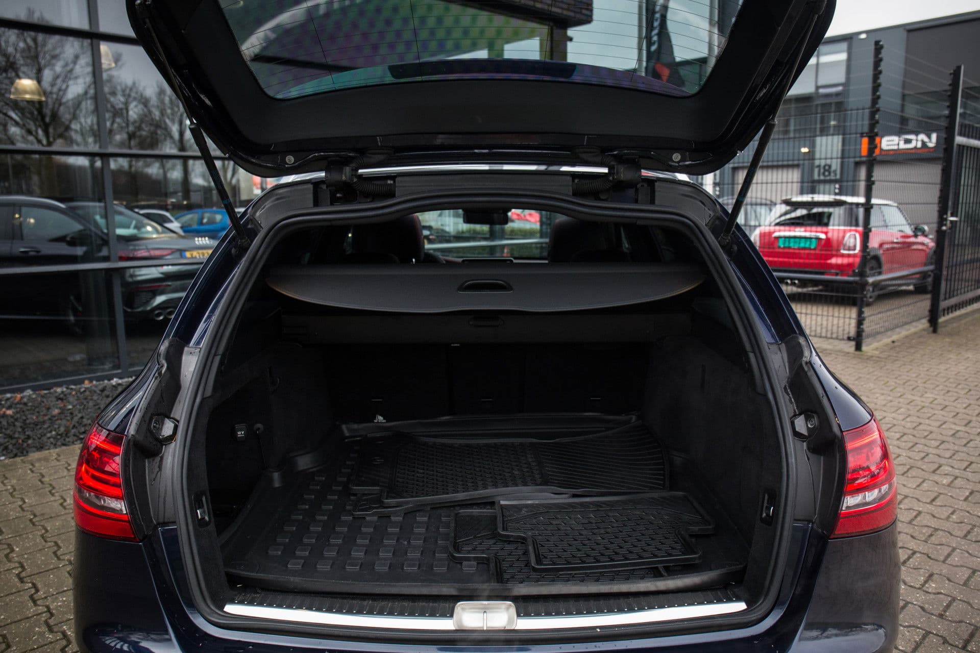 Mercedes-Benz C-Klasse Estate AMG 43 4MATIC Premium Plus Pack , Dealer onderhouden! Panoramadak, Adaptive cruise, 3D camera, Virtual cockpit, Burmester, thumbnail 29