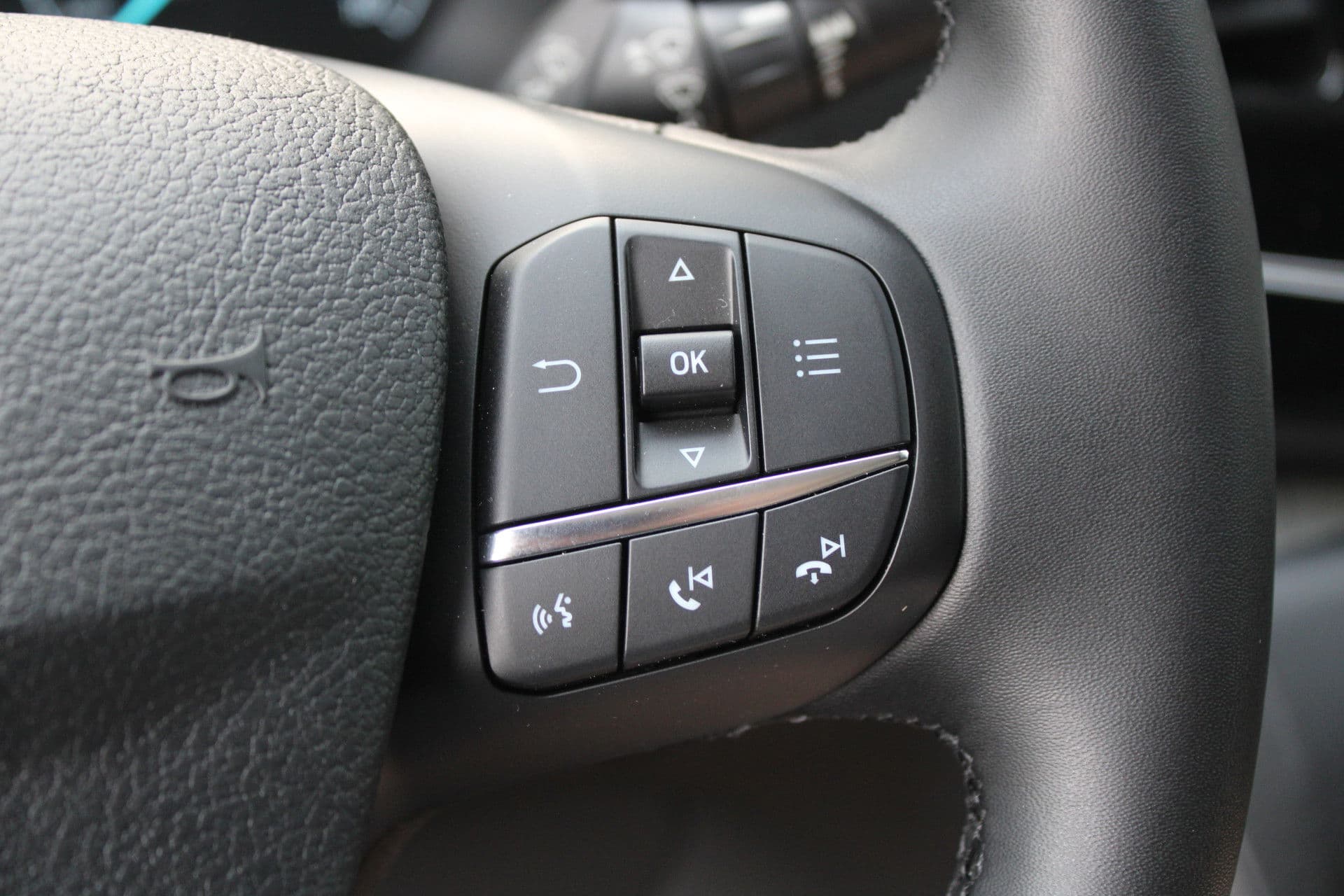 Ford E-Transit 350 L3H2 Trend 68 kWh Vol Elektrisch - 360 Camera - Pro Power Onboard - Dodehoek Assistent - Rijklaar thumbnail 17