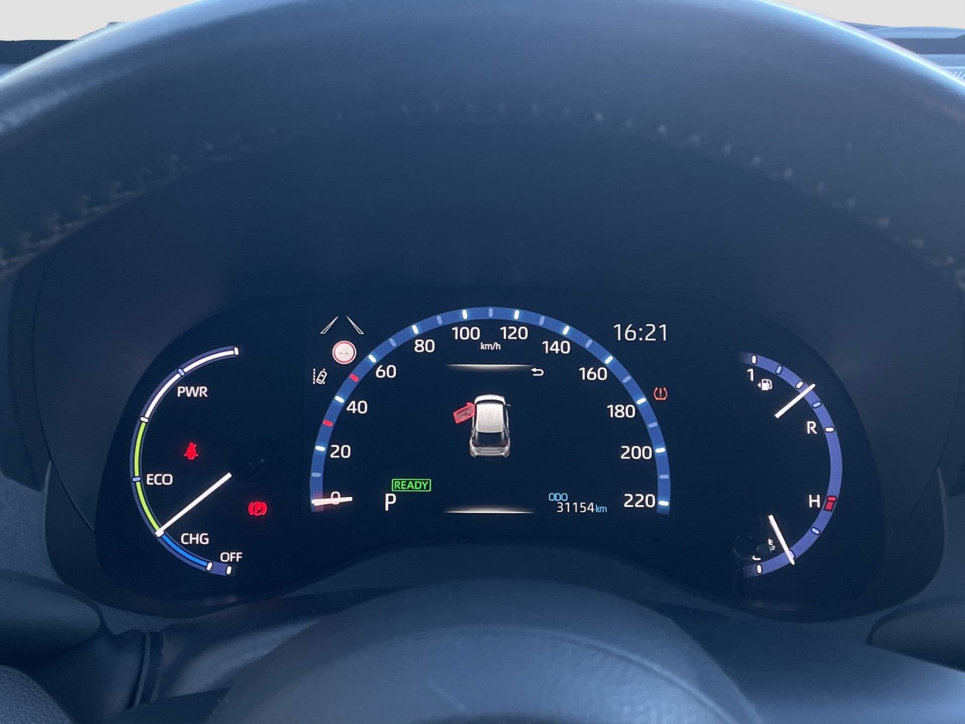 Toyota Yaris Cross 1.5 Hybrid Business Plus Dodehoek | Camera | Carplay | Halfleder thumbnail 9