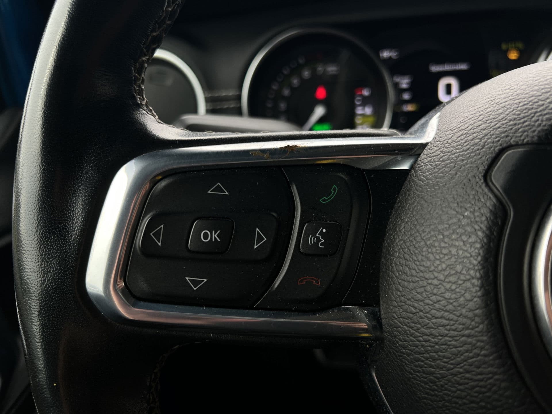 Jeep Wrangler Unlimited 4xe 380 Sahara | Camera | Alpine | LED bar | Stuur verwarming | thumbnail 24