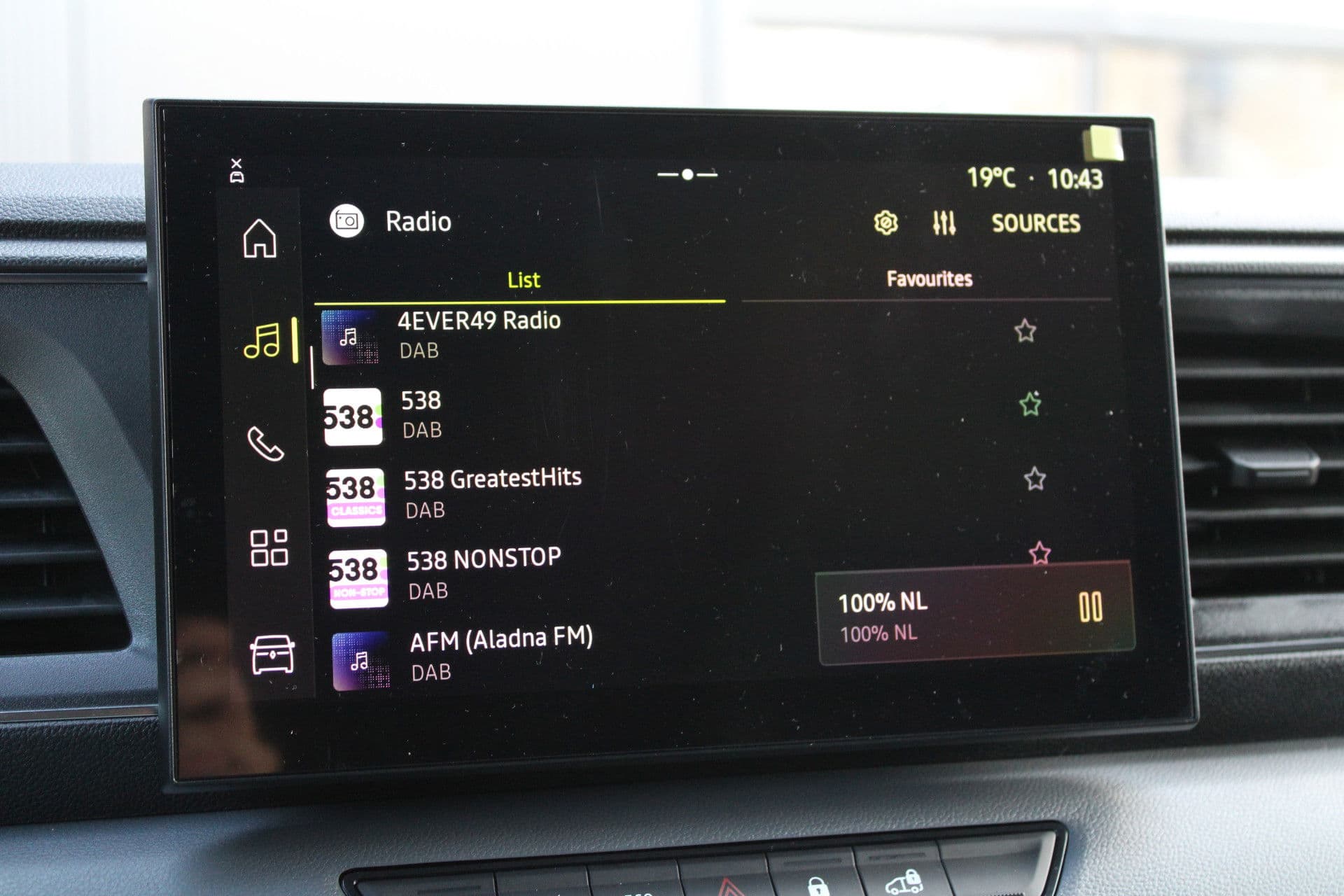 Renault Master T35 2.0 dCi 170pk L2H2 Extra - 2x Schuifdeur - Navigatie - Blind Spot - Camera - Stoelverwarming - Verwarmde voorruit - Rijklaar thumbnail 20