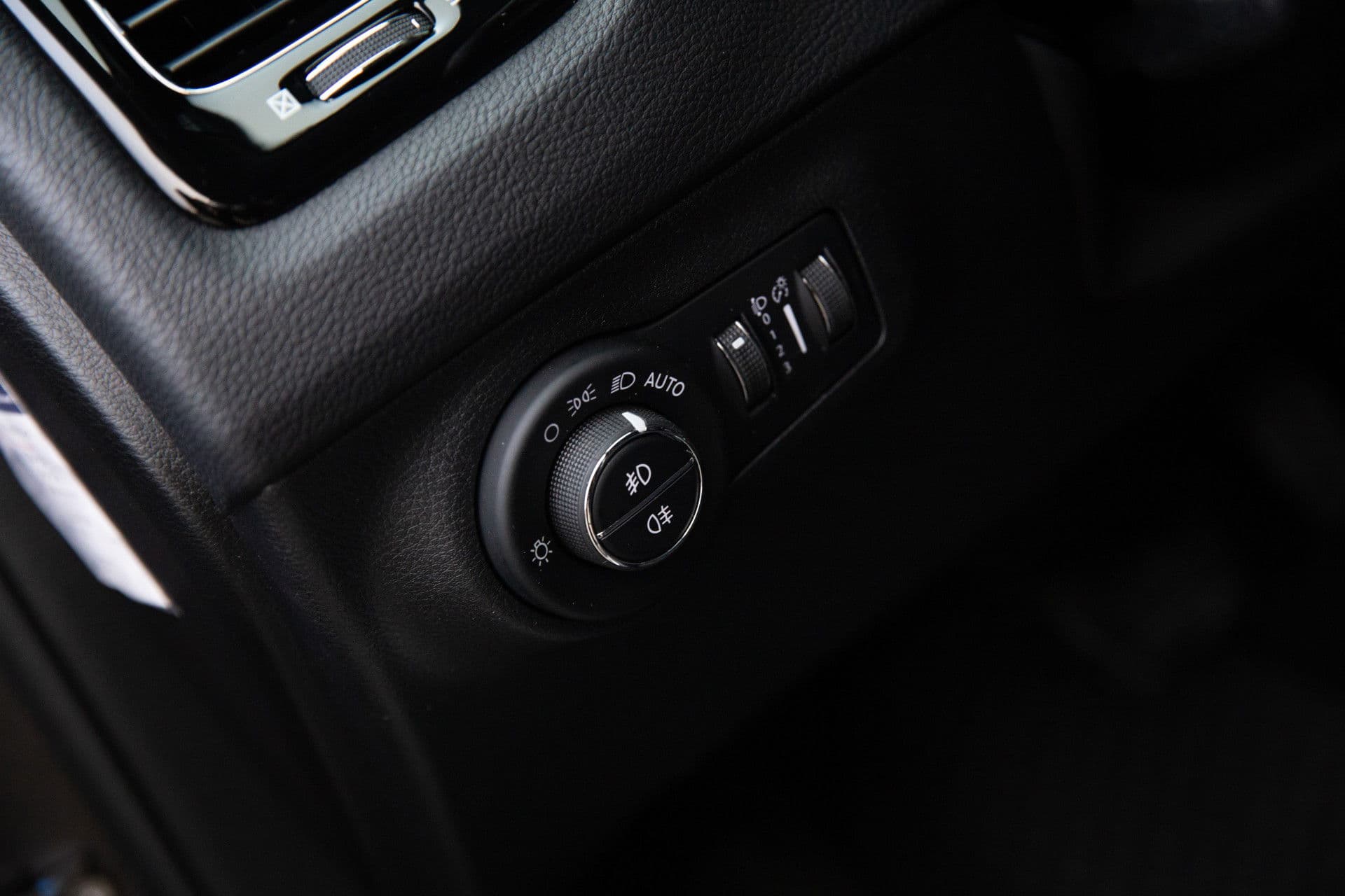 Jeep Compass 1.4 MultiAir Opening Edition 4x4 , Keyless entry, Beats Audio, Navigatie, thumbnail 17