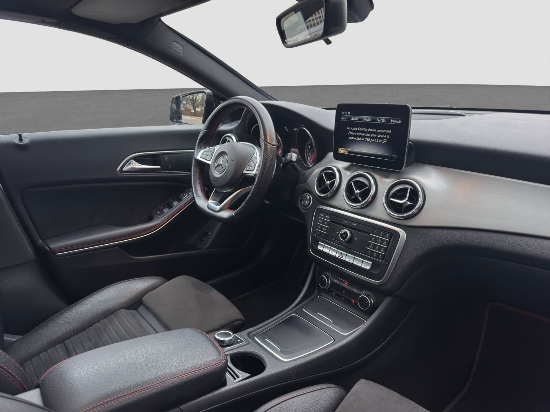 Mercedes-Benz CLA-Klasse 180 AMG | Pano | Carplay | Camera | Stoelverw thumbnail 19