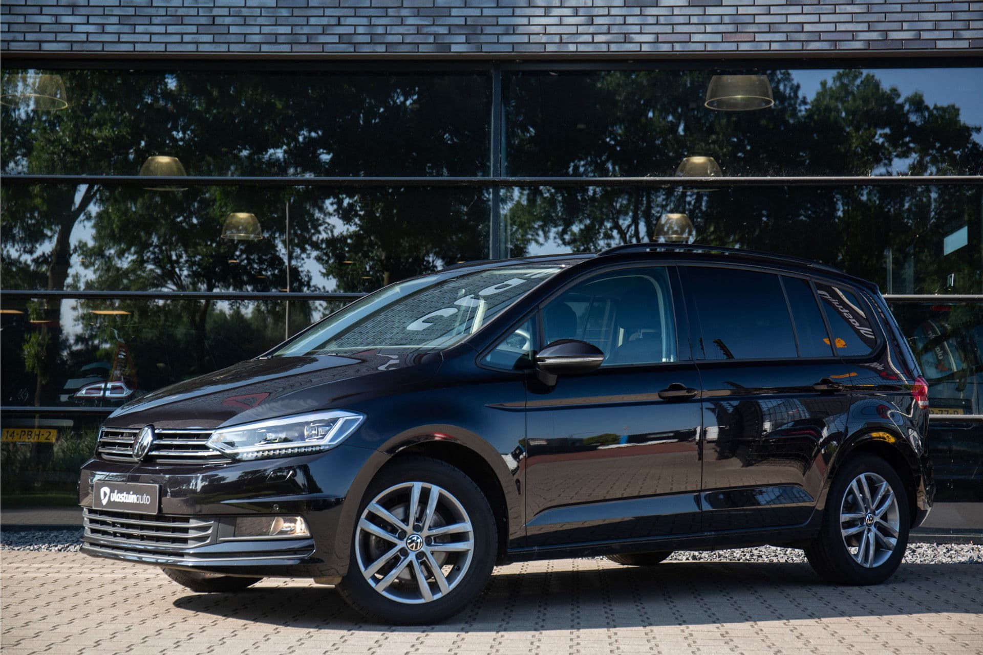 Volkswagen Touran 1.5 TSI Comfortline Business 7p , 7 persoons, Adaptive cruise, Achteruitrijcamera, thumbnail 2