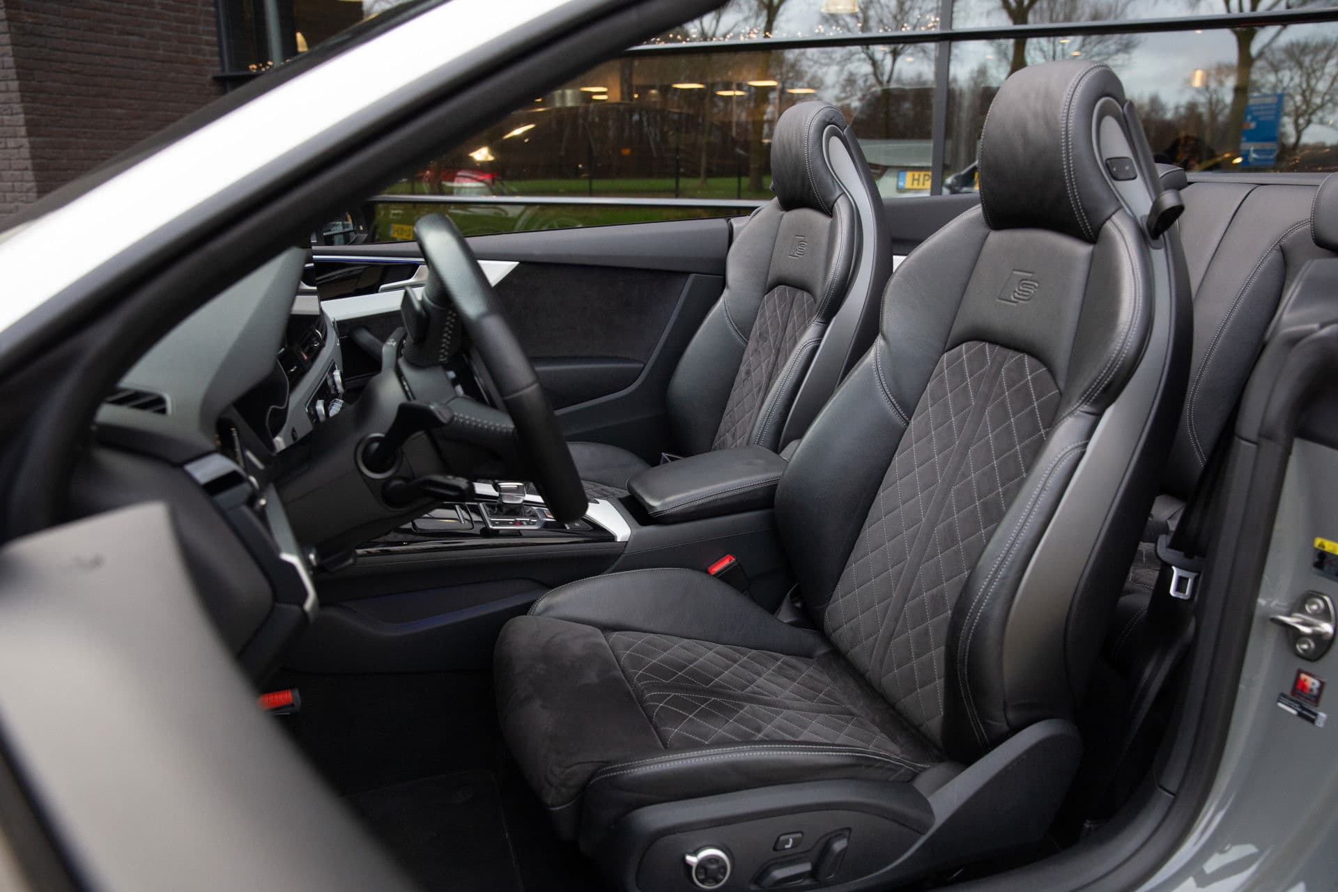 Audi S5 Cabriolet 3.0 TFSI S5 quattro 480pk , Laser, Bang&Olufsen, Eventuri, Quantum Grau thumbnail 4