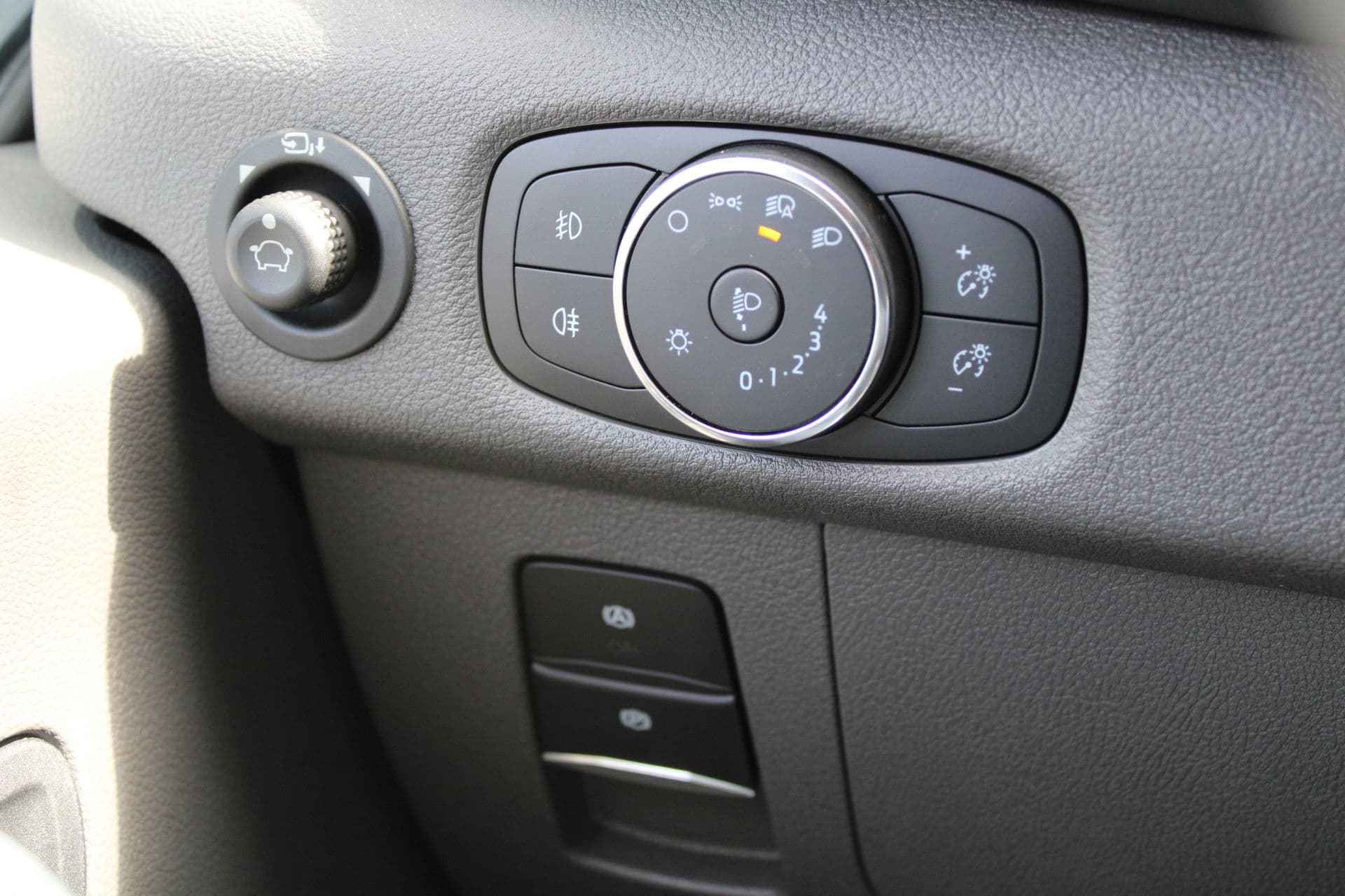 Ford Transit 350 2.0 TDCI L2H2 Trend 165pk - Facelift - Adaptive Cruise - Navigatie - Blind Spot - 360 Camera - Stoel - Stuurverwarming - Rijklaar thumbnail 12