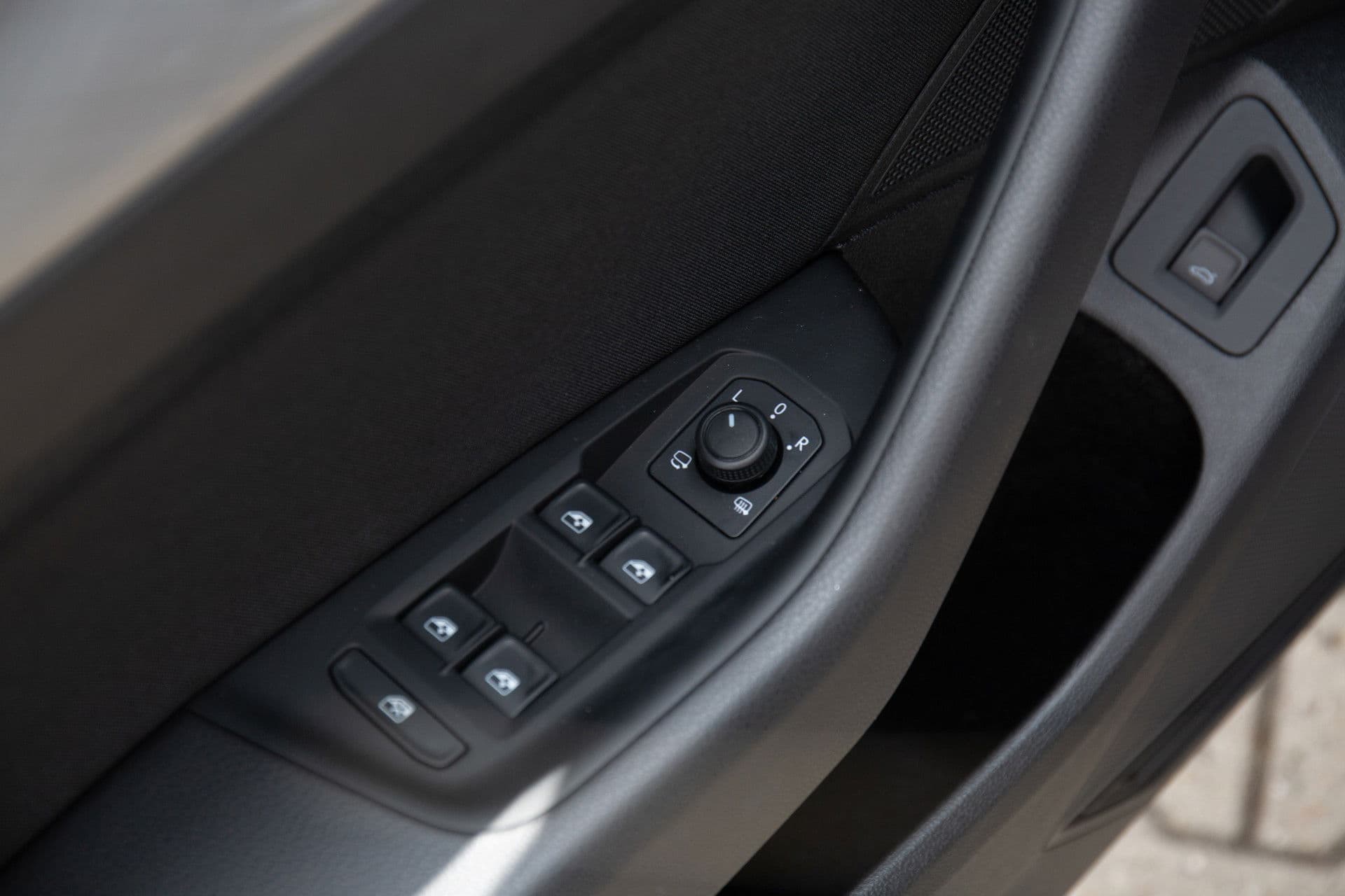 Volkswagen Passat Variant 1.5 TSI Comfort Business , Adaptive cruise, Carplay, Keyless entry, thumbnail 21