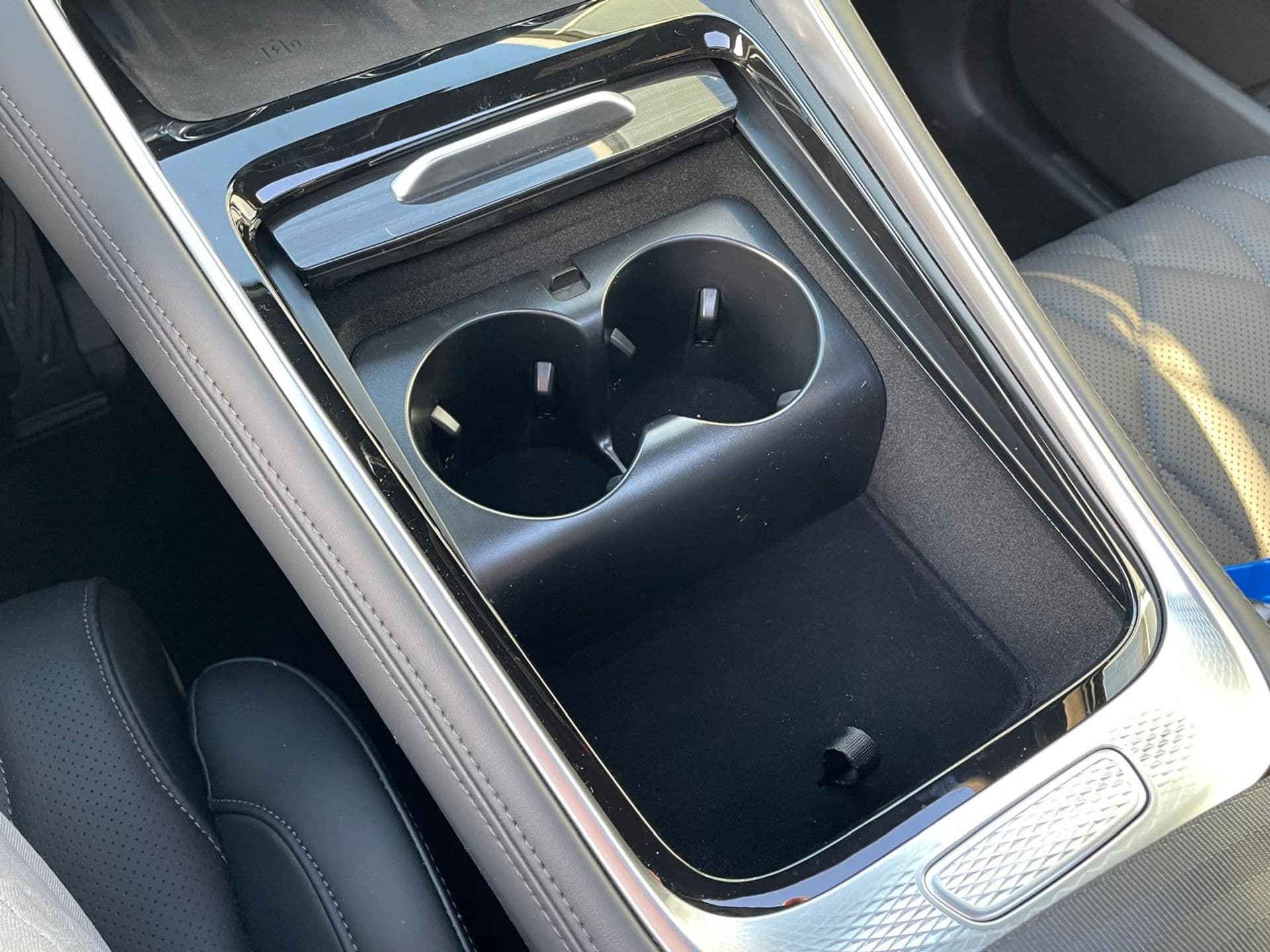 Omoda 9 1.5T-GDi SHS-P Premium | INRUILACTIE | Pano | 150km elektr. range thumbnail 22