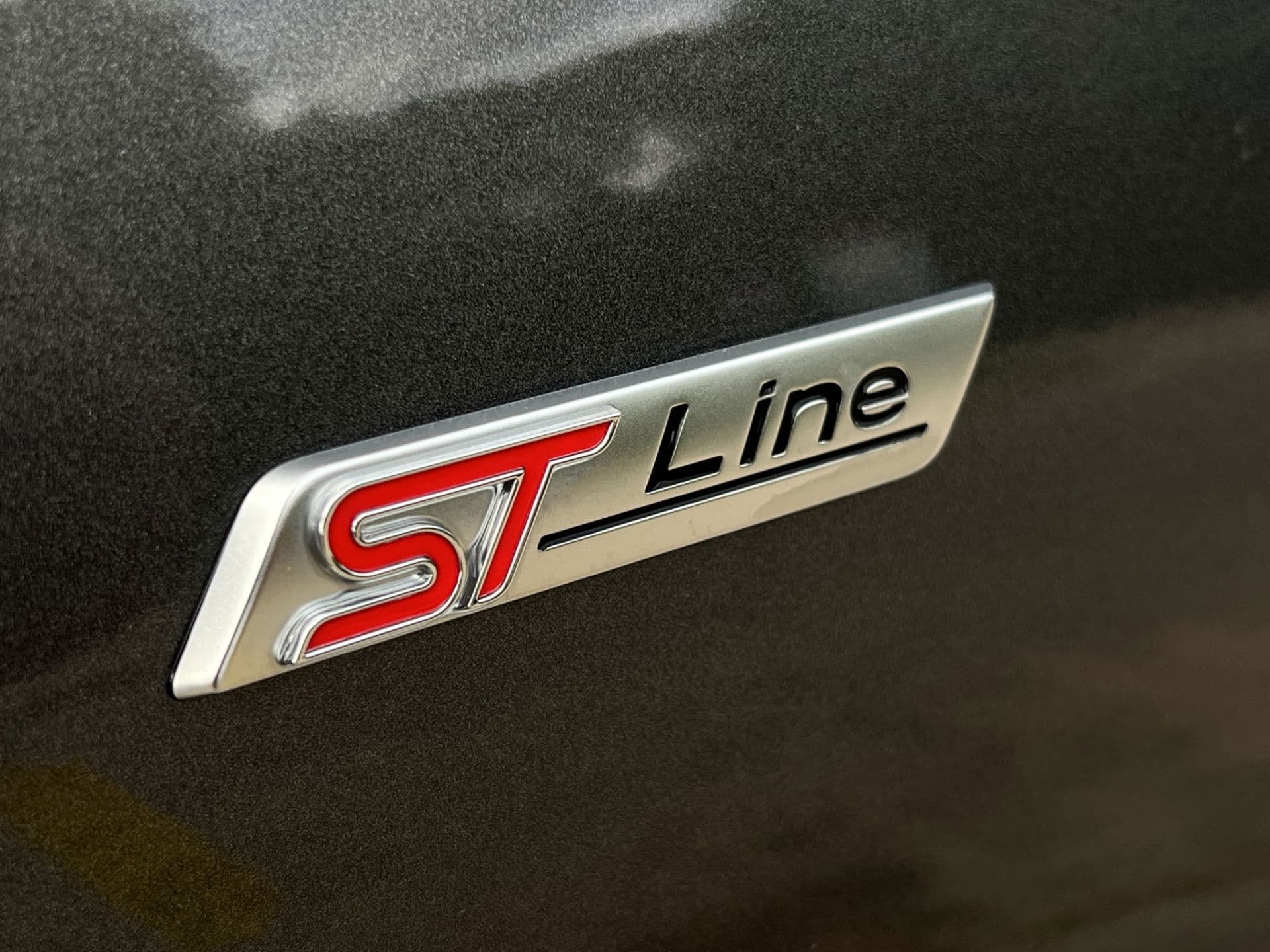 Ford FOCUS Wagon 1.0 EcoBoost Hybrid ST Line | Head-Up | Winter Pack | Driver Assist pack thumbnail 6