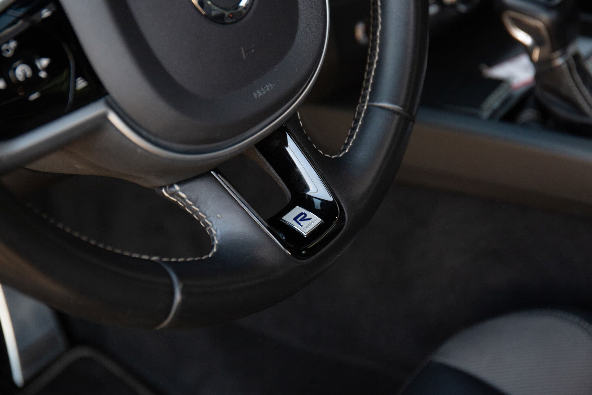 Volvo V60 2.0 T4 R-Design , Panoramadak, Nappaleder, BTW, Memory, Trekhaak thumbnail 23