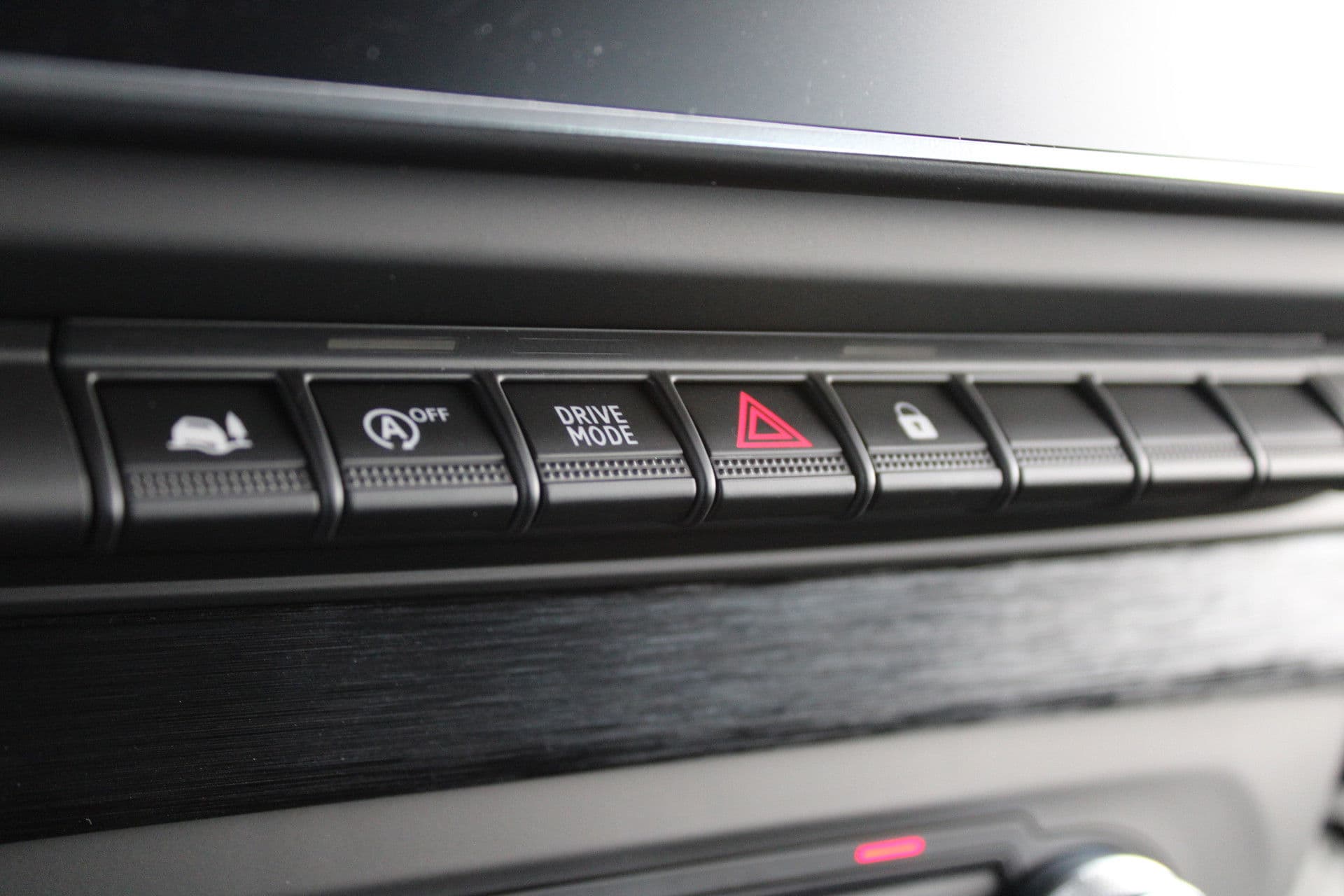 Renault Trafic 2.0 Blue dCi 170pk T29 L2H1 Extra DC - 2x Schuifdeur - Carplay - LED - Blind Spot - Navigatie - Camera - Trekhaak - Stoelverwarming - Rijklaar thumbnail 21