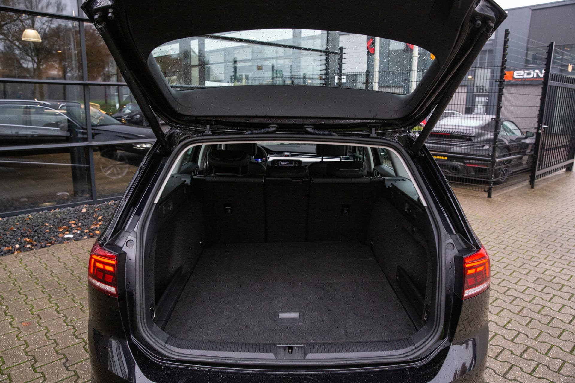 Volkswagen Passat Variant 1.5 TSI Elegance , Adap. cruise, Head-up display, thumbnail 23