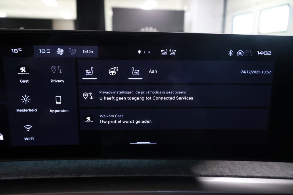 Peugeot 3008 1.2 Hybrid 145 GT thumbnail 22