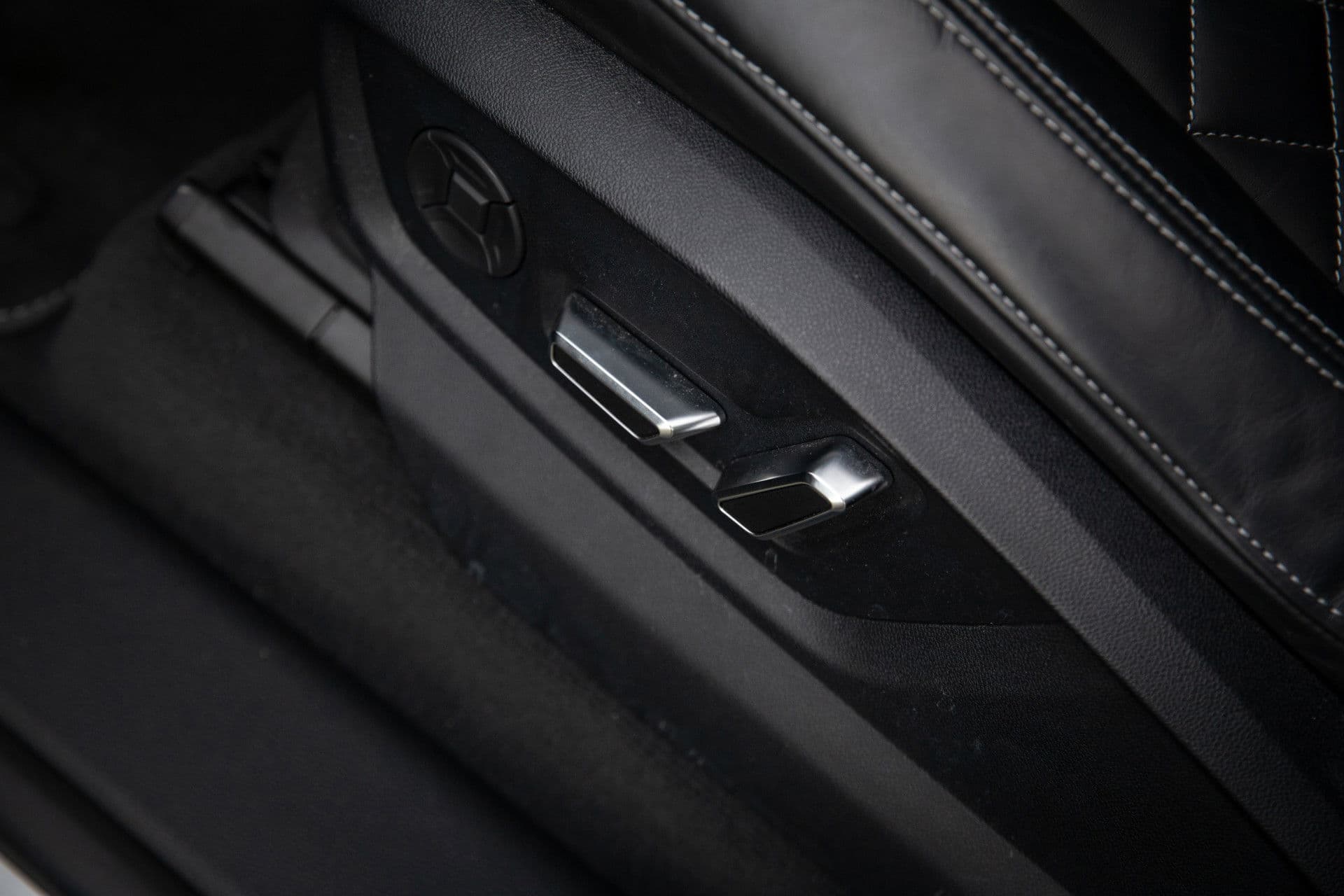 Audi Q8 55 TFSI e quattro Pro Line Advanced , RS-zetels, 3D-camera, Luchtvering, Head-up display, Apple Carplay, thumbnail 39