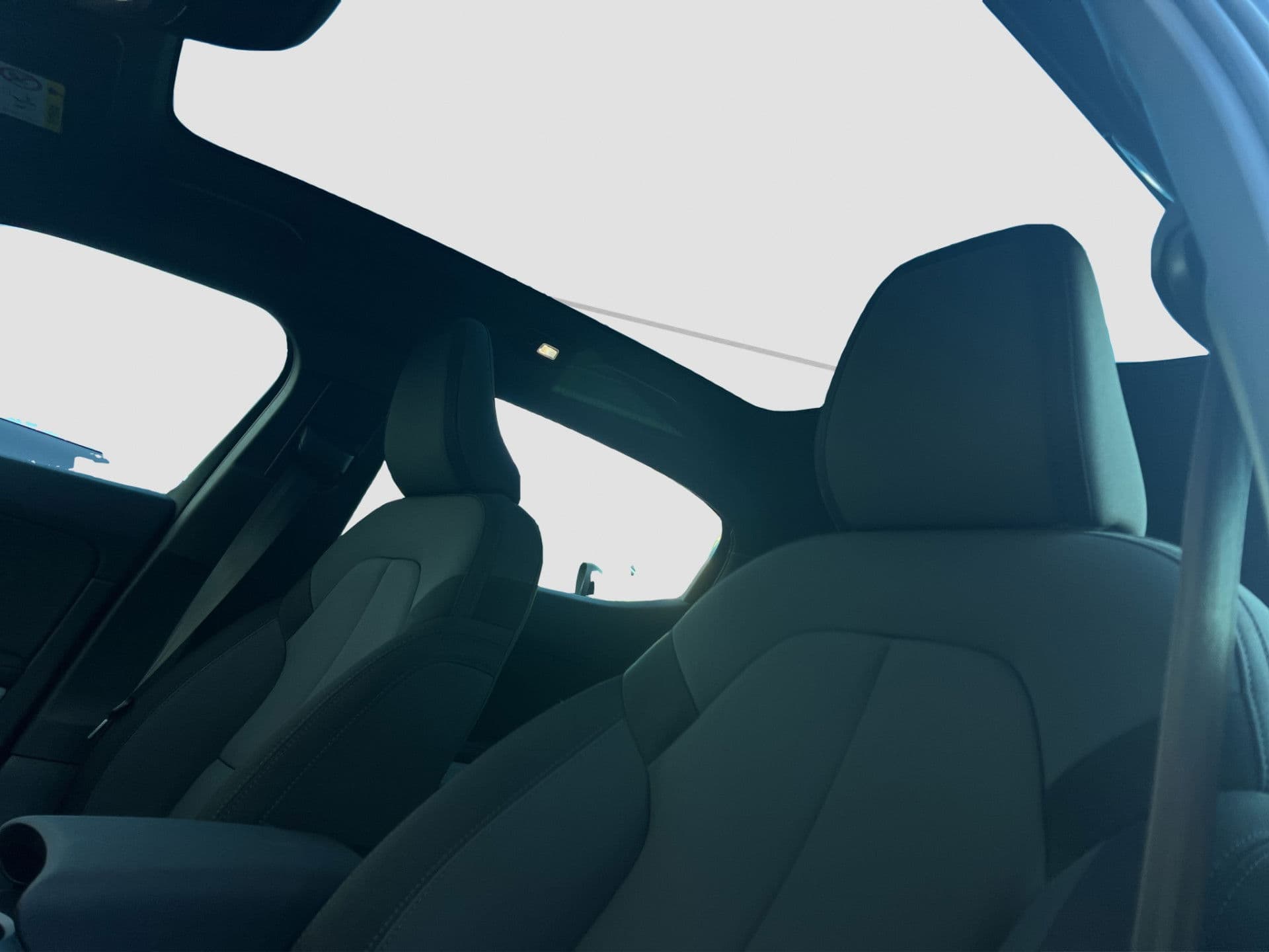 Polestar 2 Long Range Dual Motor Launch Edition 78kWh | Trekhaak | H/K audio | Pano | Pilot pakket thumbnail 15