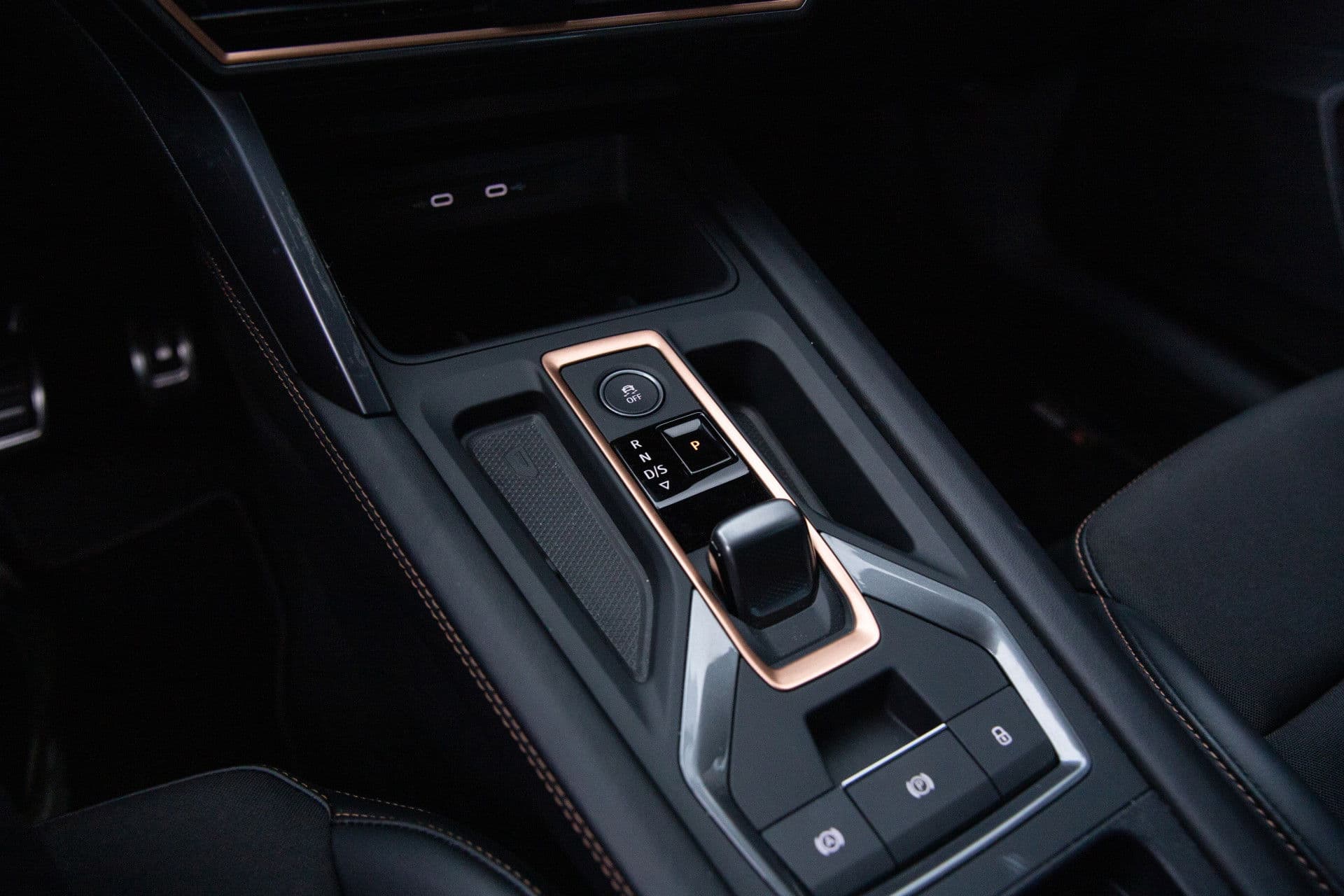 CUPRA Formentor 1.5 eTSI Business Edition Plus , Adap. cruise, Sfeerverlichting, Groot scherm, thumbnail 6