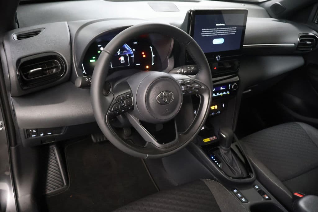 Toyota Yaris Cross 1.5 Hybride 130 Dynamic met Comfort Pack thumbnail 6